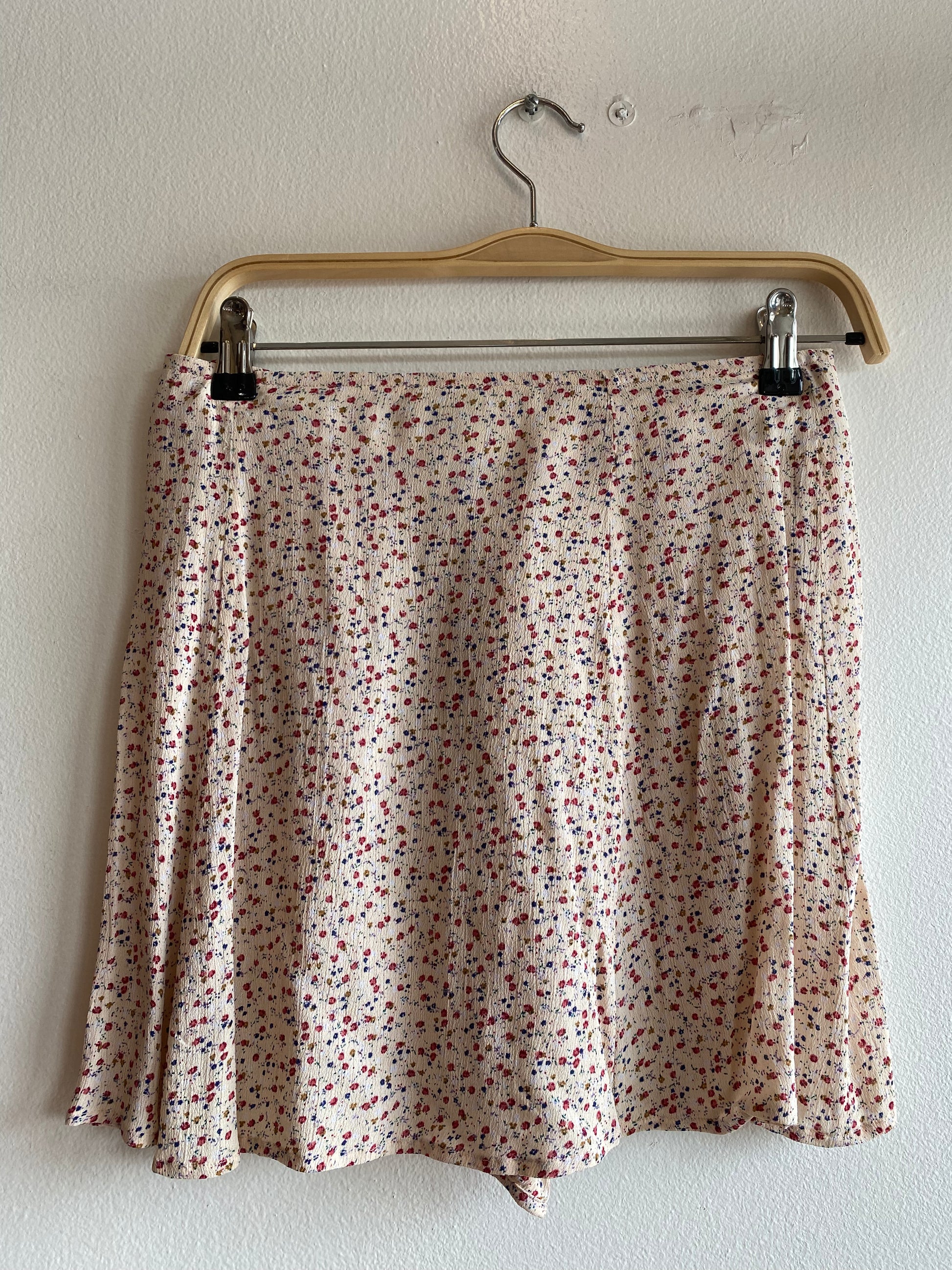 Vintage 90's Cream Floral Skirt - La Lovely Vintage 