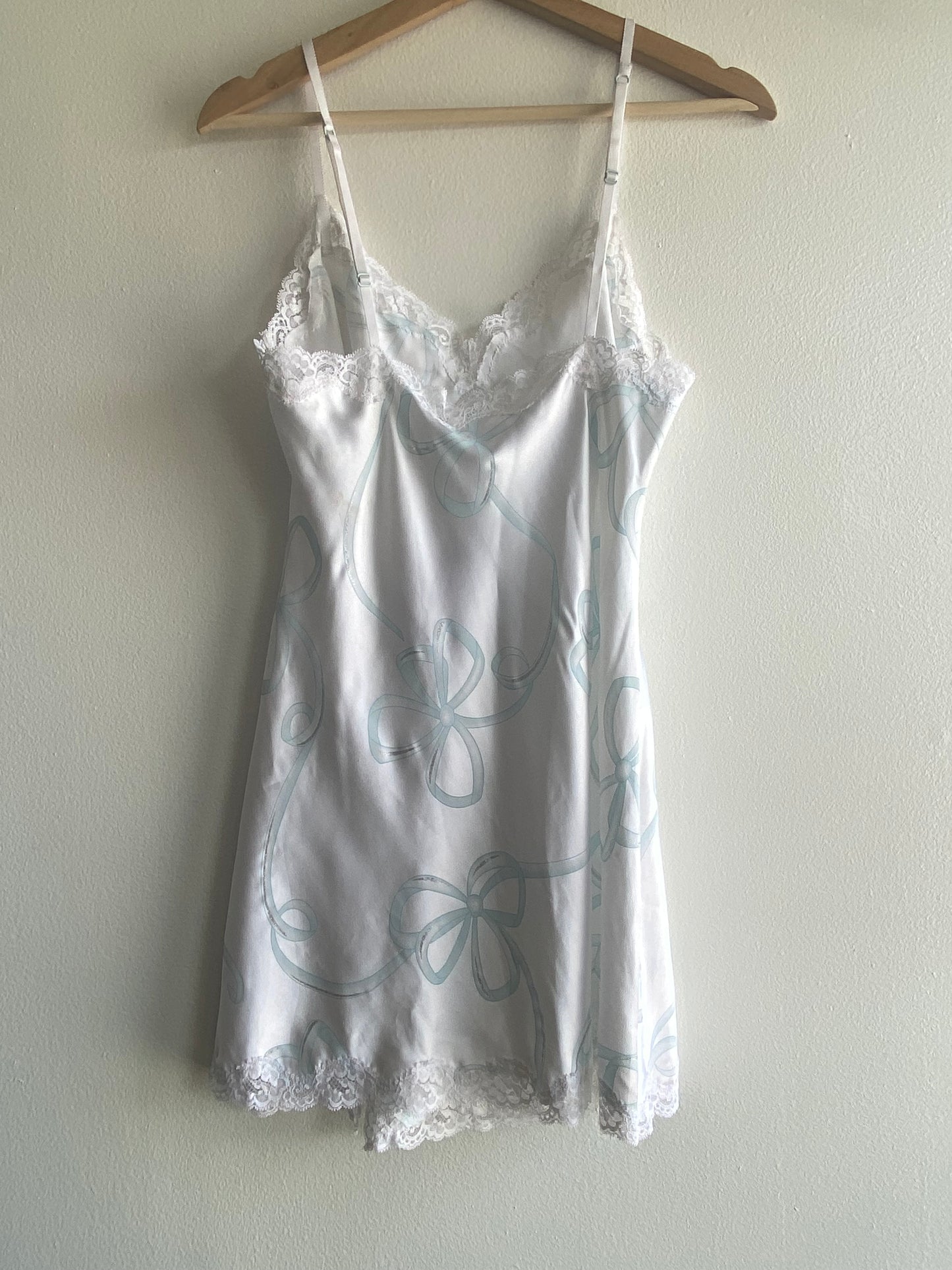 Vintage Y2K Victoria Secret White and Blue Bow Slip Dress