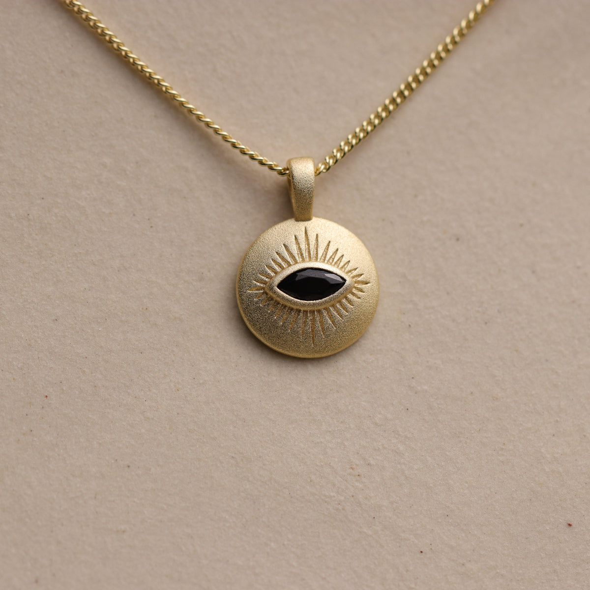 Round All Seeing Eye Necklace Pendant - La Lovely Vintage 