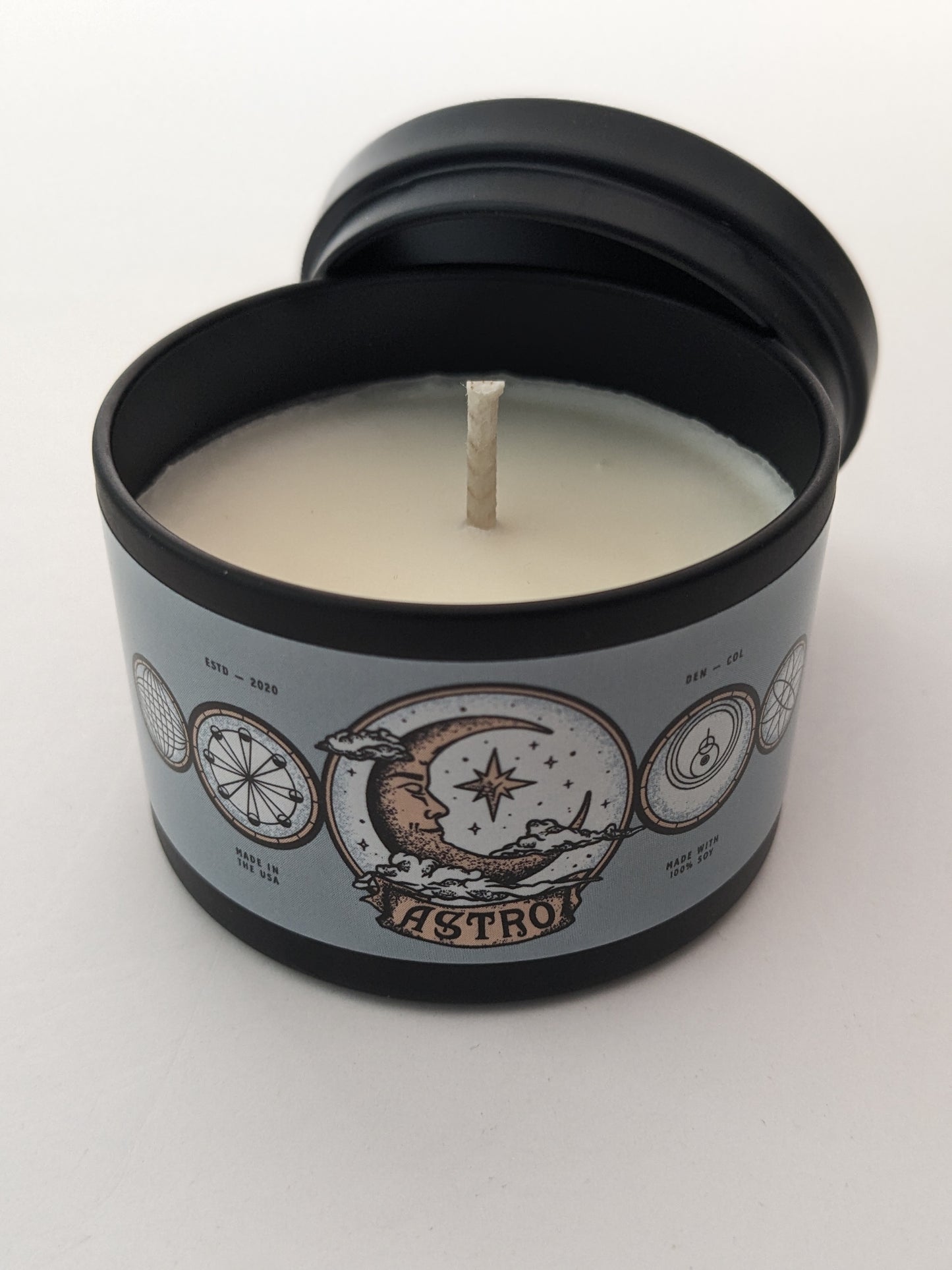 N.E.W. - 4 oz Travel Candle - La Lovely Vintage 