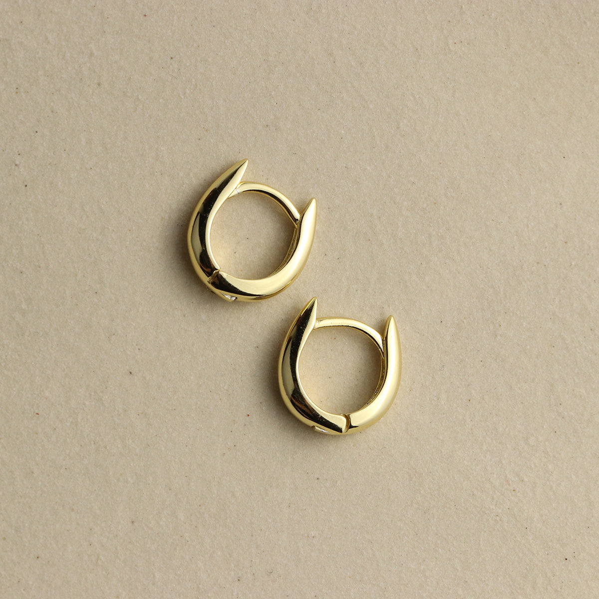 Teardrop Huggie Hoops - La Lovely Vintage 