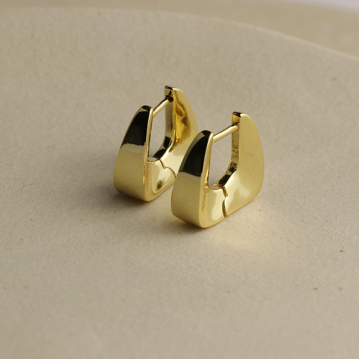 Chunky Triangle Hoops - La Lovely Vintage 