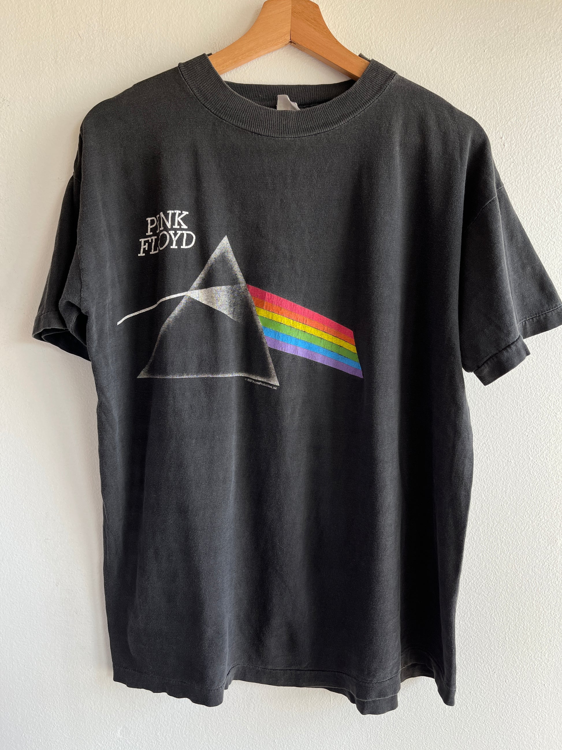Vintage 1987 Pink Floyd Tour T-Shirt - La Lovely Vintage 