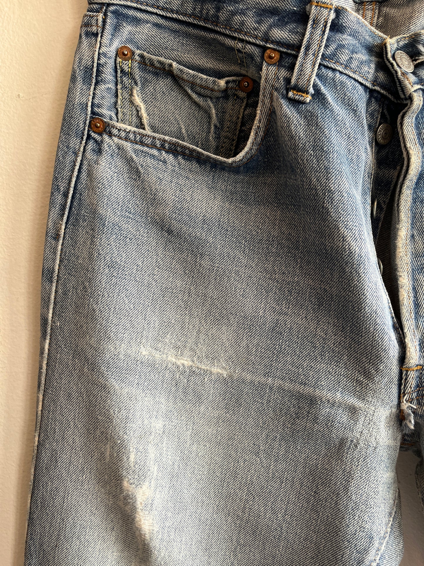 Vintage 1970’s Levi’s 501 Selvedge Denim Jeans - La Lovely Vintage 