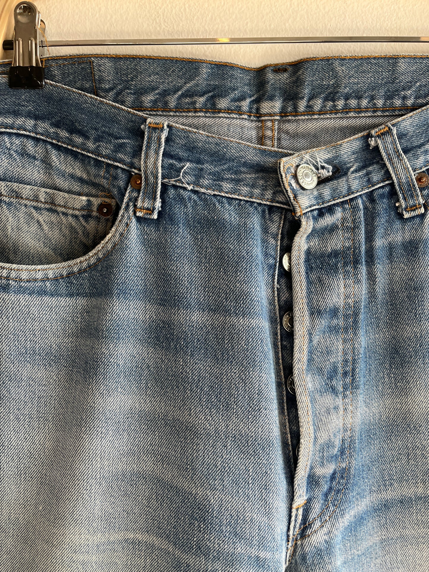 Vintage 1980’s Levi’s 501 Selvedge Denim Jeans - La Lovely Vintage 