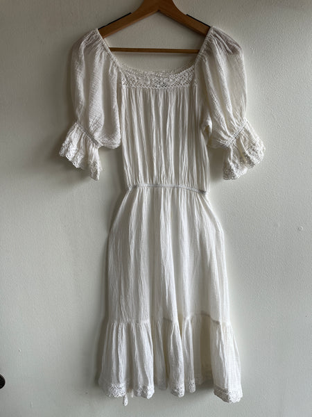 Vintage 1980’s Linen and Crochet Dress