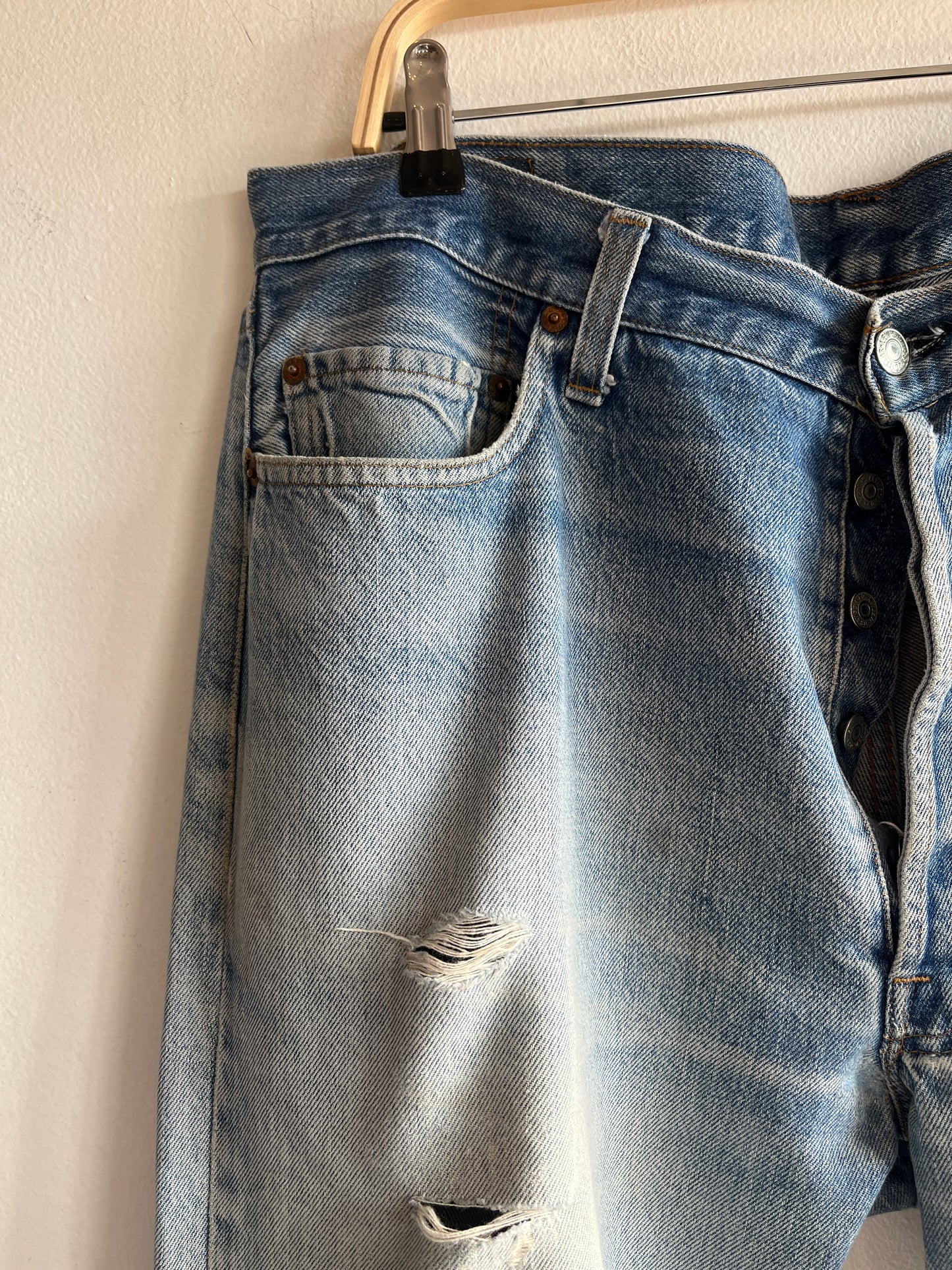 Vintage 1980’s Levi’s 501 Selvedge Denim Jeans - La Lovely Vintage 