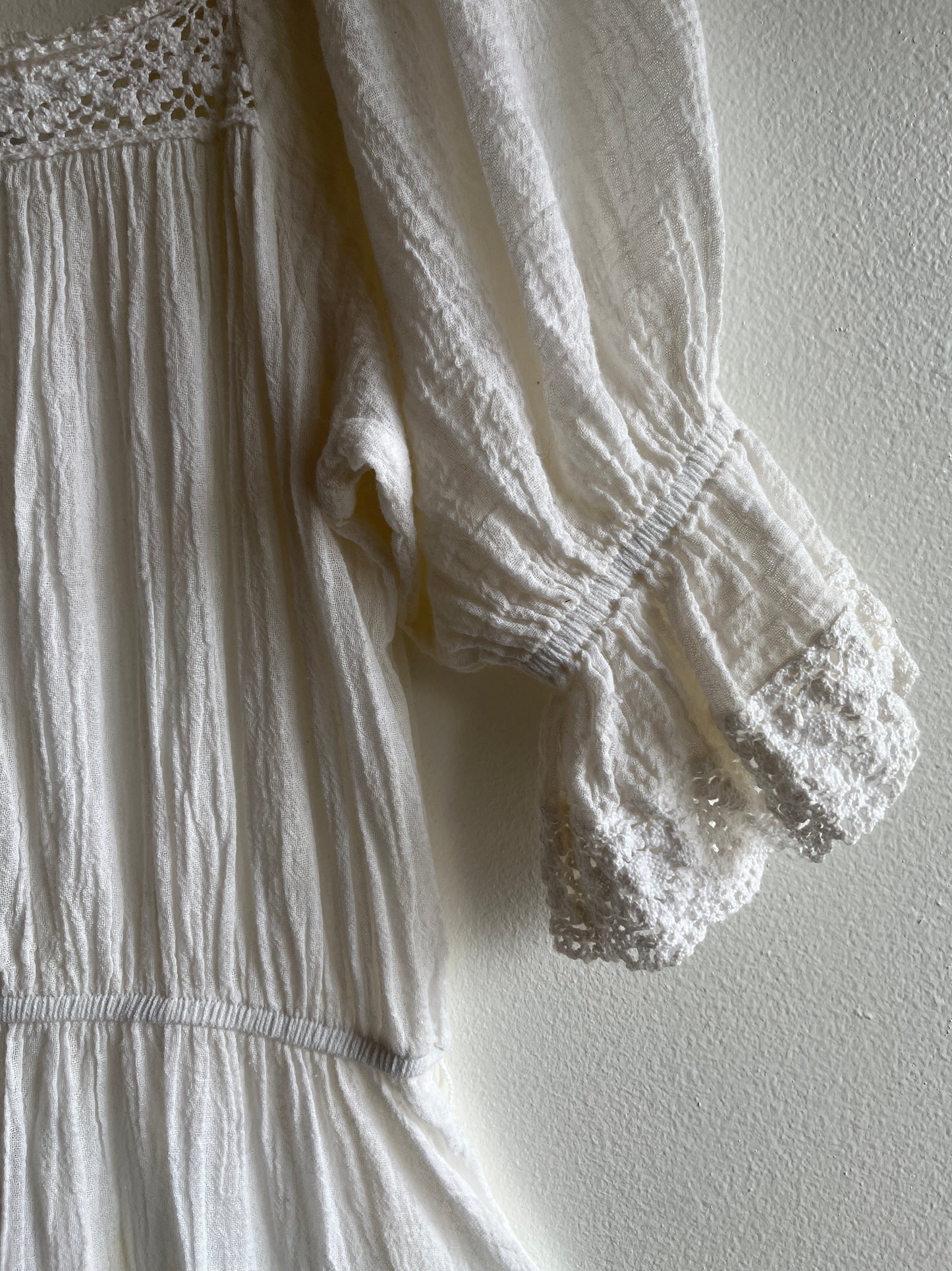 Vintage 1980’s Linen and Crochet Dress - La Lovely Vintage 