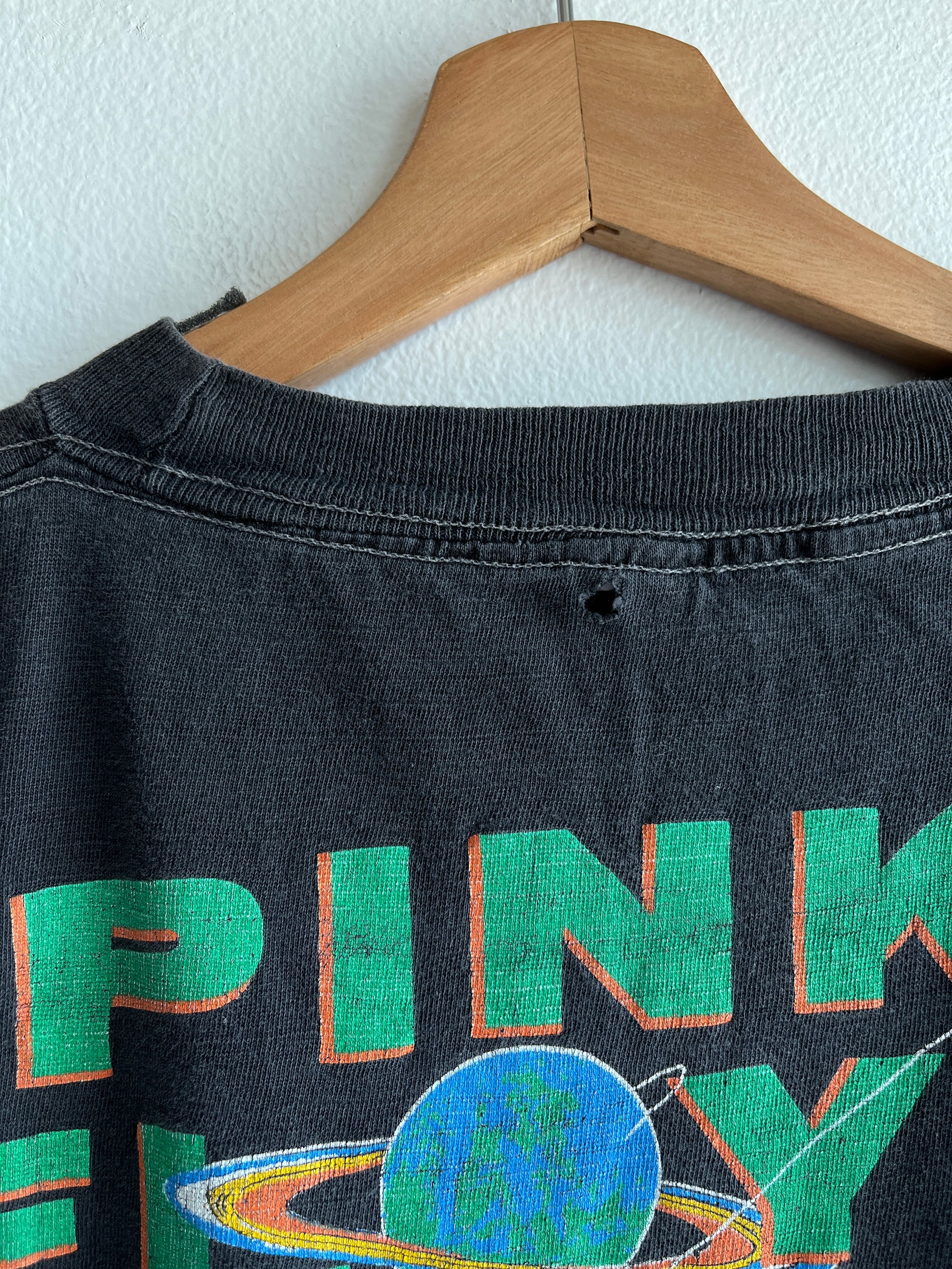 Vintage 1987 Pink Floyd Tour T-Shirt - La Lovely Vintage 