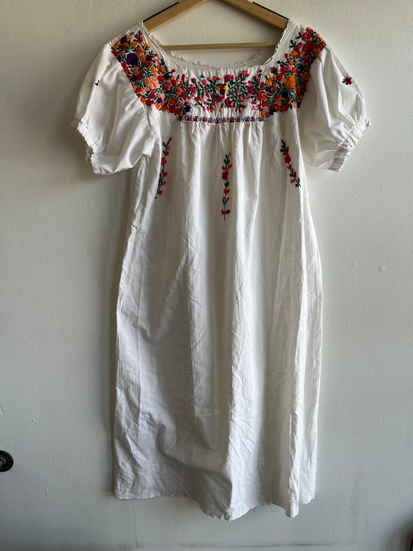 Vintage 1970’s Oaxacan Embroidered Kaftan Dress - La Lovely Vintage 
