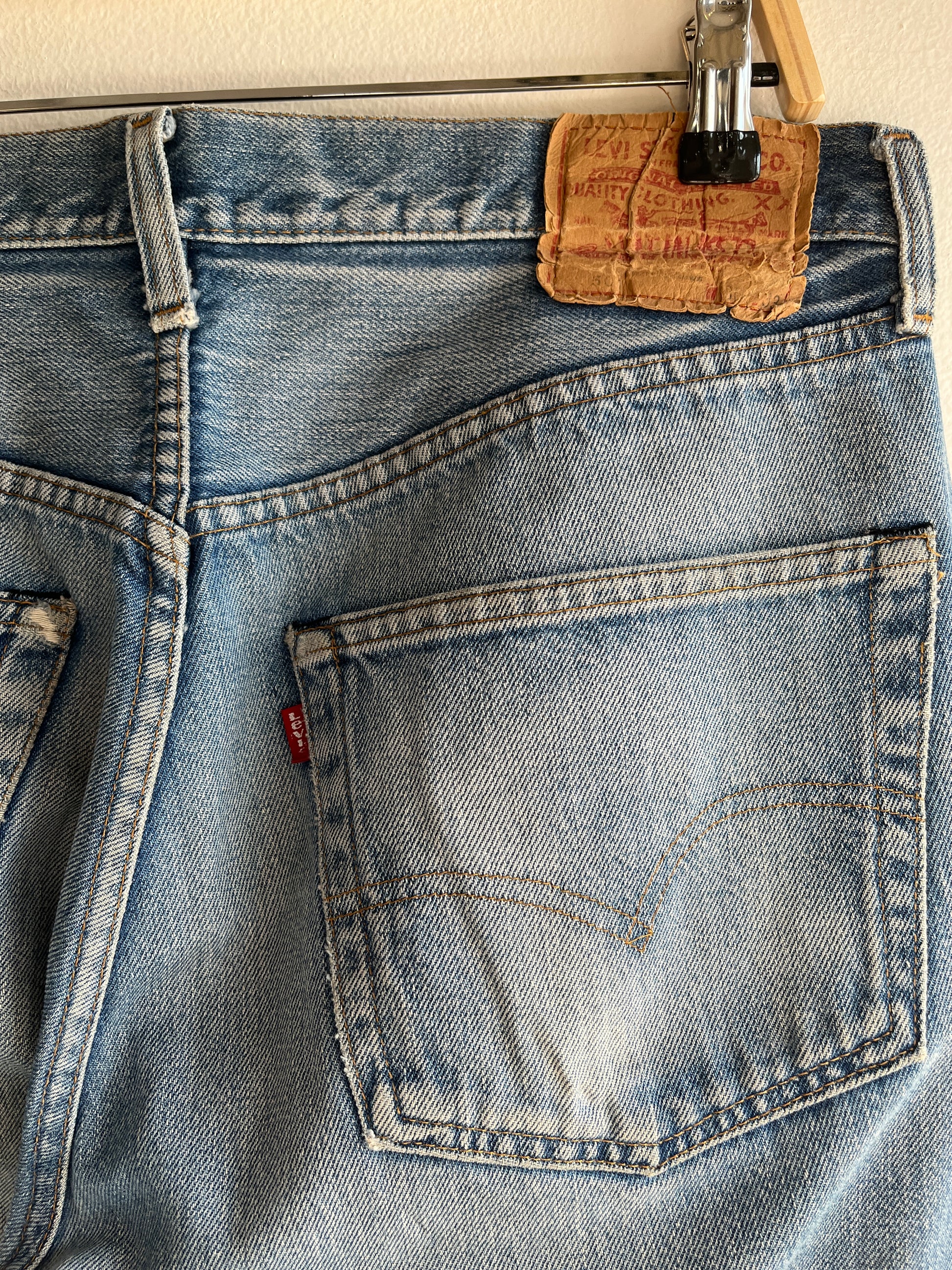 Vintage 1980’s Levi’s 501 Selvedge Denim Jeans - La Lovely Vintage 