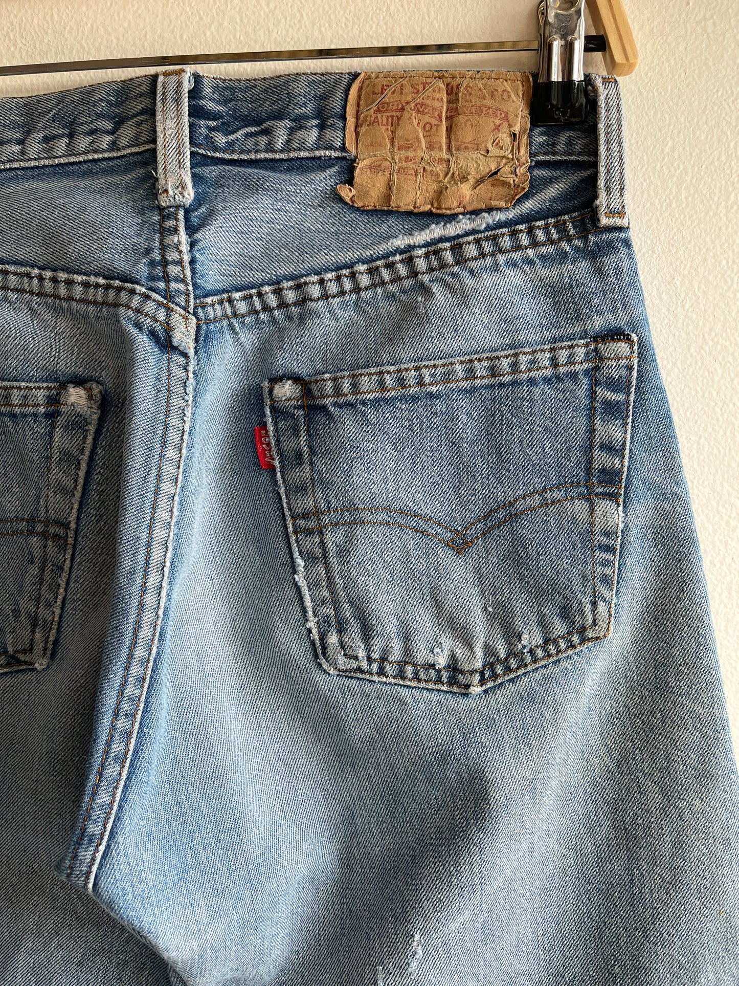 Vintage 1980’s Levi’s 501 Selvedge Denim Jeans - La Lovely Vintage 