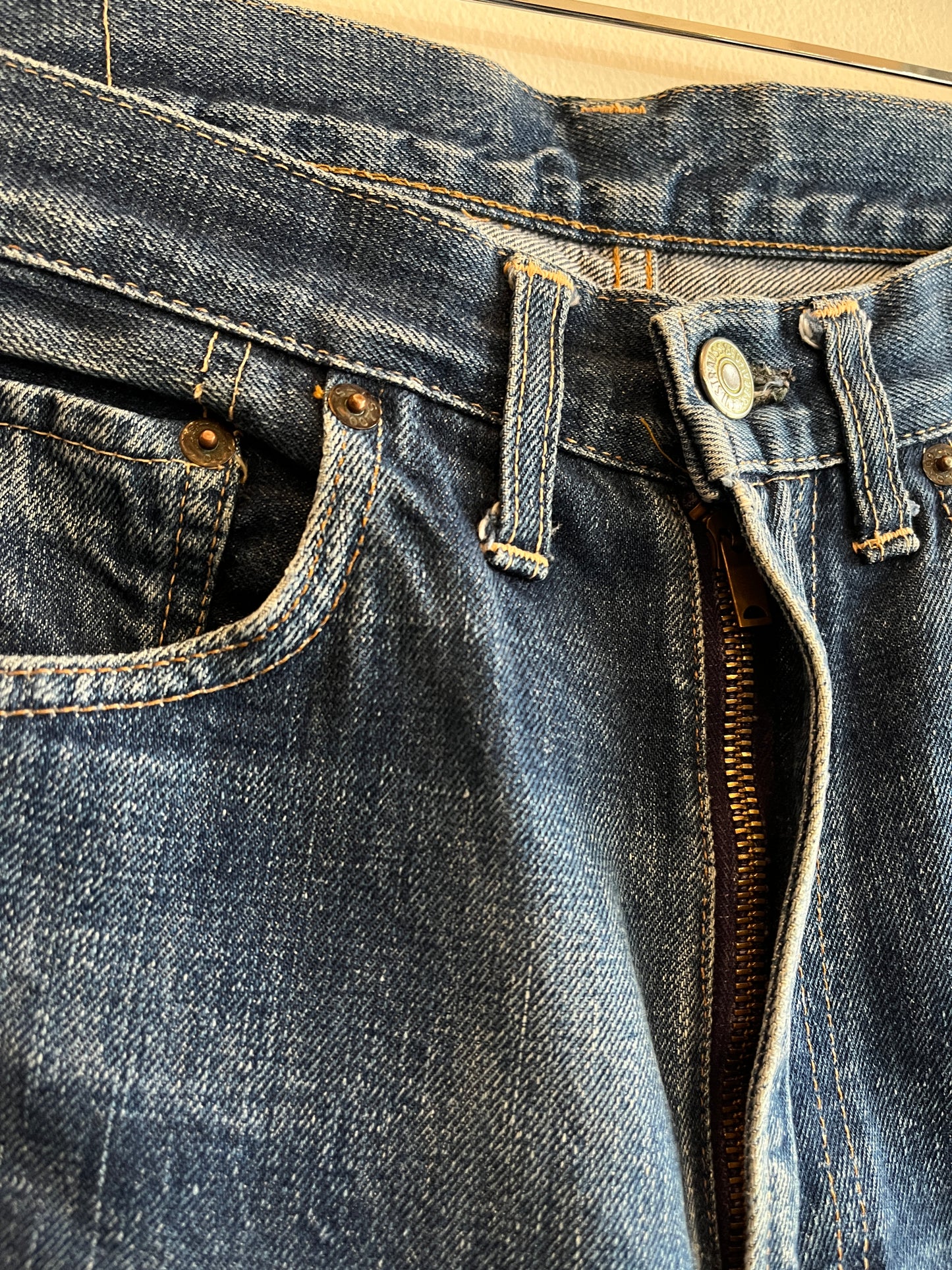 Vintage 1960's Levi's "Big E" 505 Selvedge Denim Jeans - La Lovely Vintage 