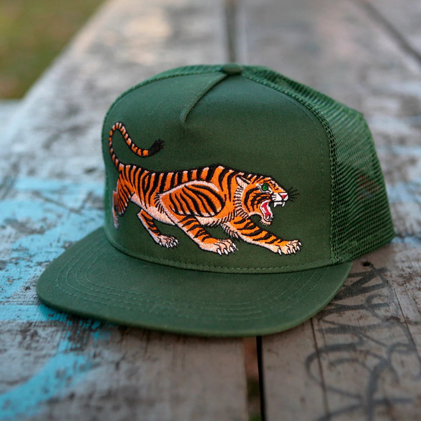 Stuntin Goods Hat - La Lovely Vintage 