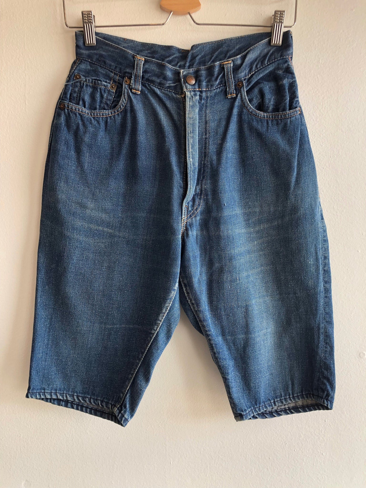 Vintage 1960 s Levi s big e 701 Denim Pedal Pusher Shorts La Lovely Vintage