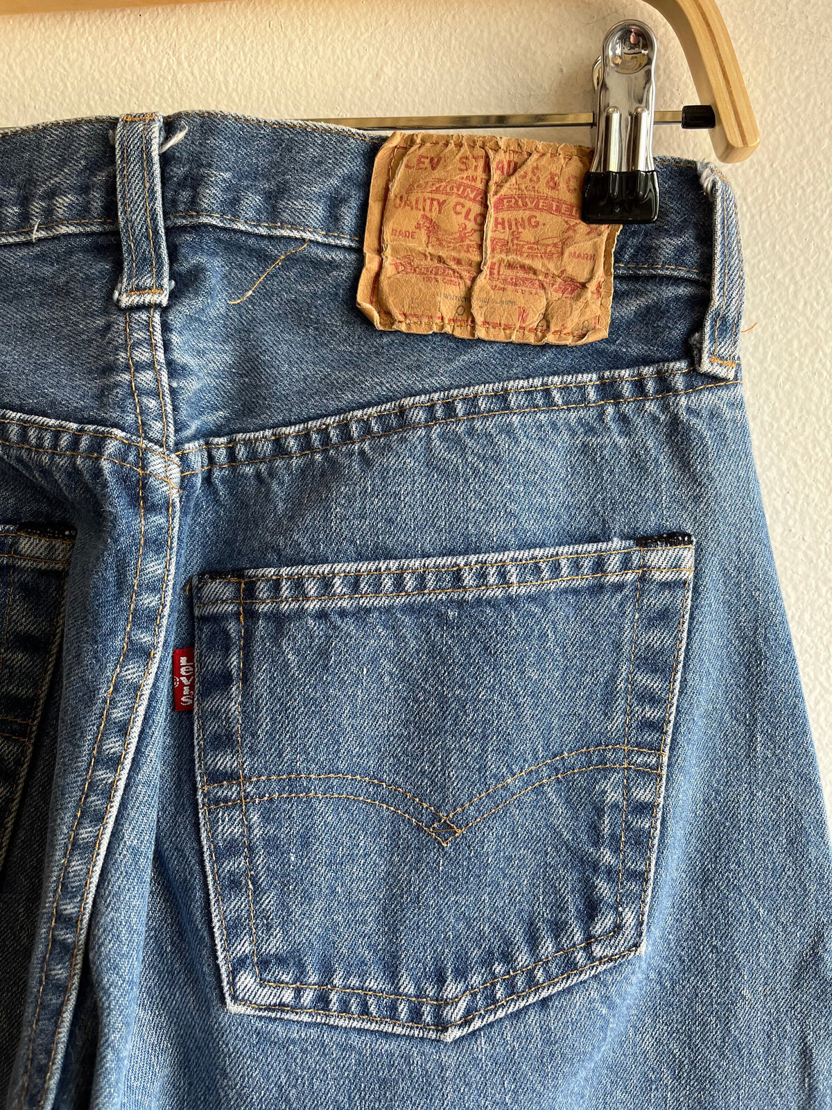 Vintage 1980’s Levi’s 501 Selvedge Denim Jeans - La Lovely Vintage 