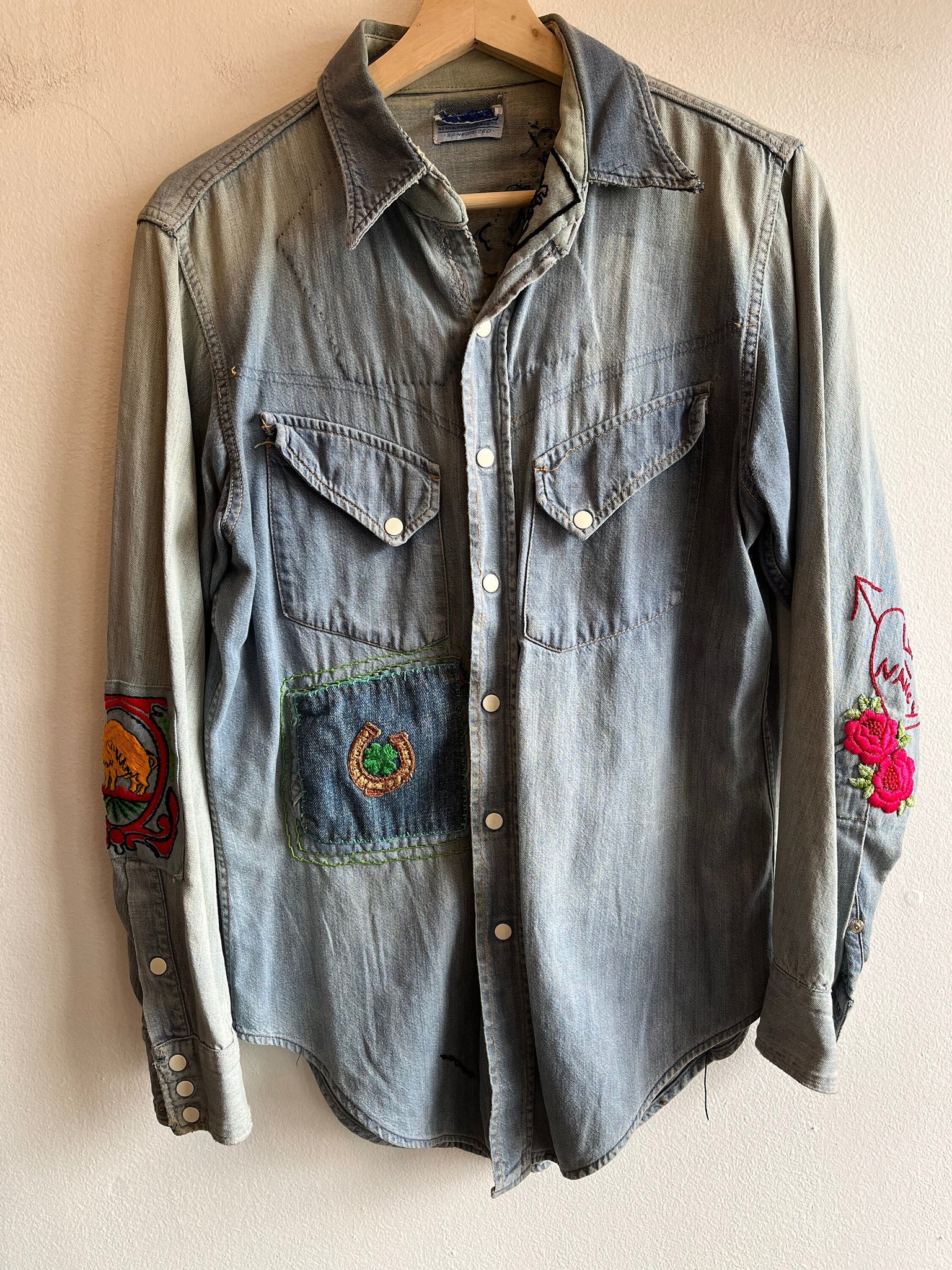 Vintage 1950's sears embroidered denim slant pocket pearl snap