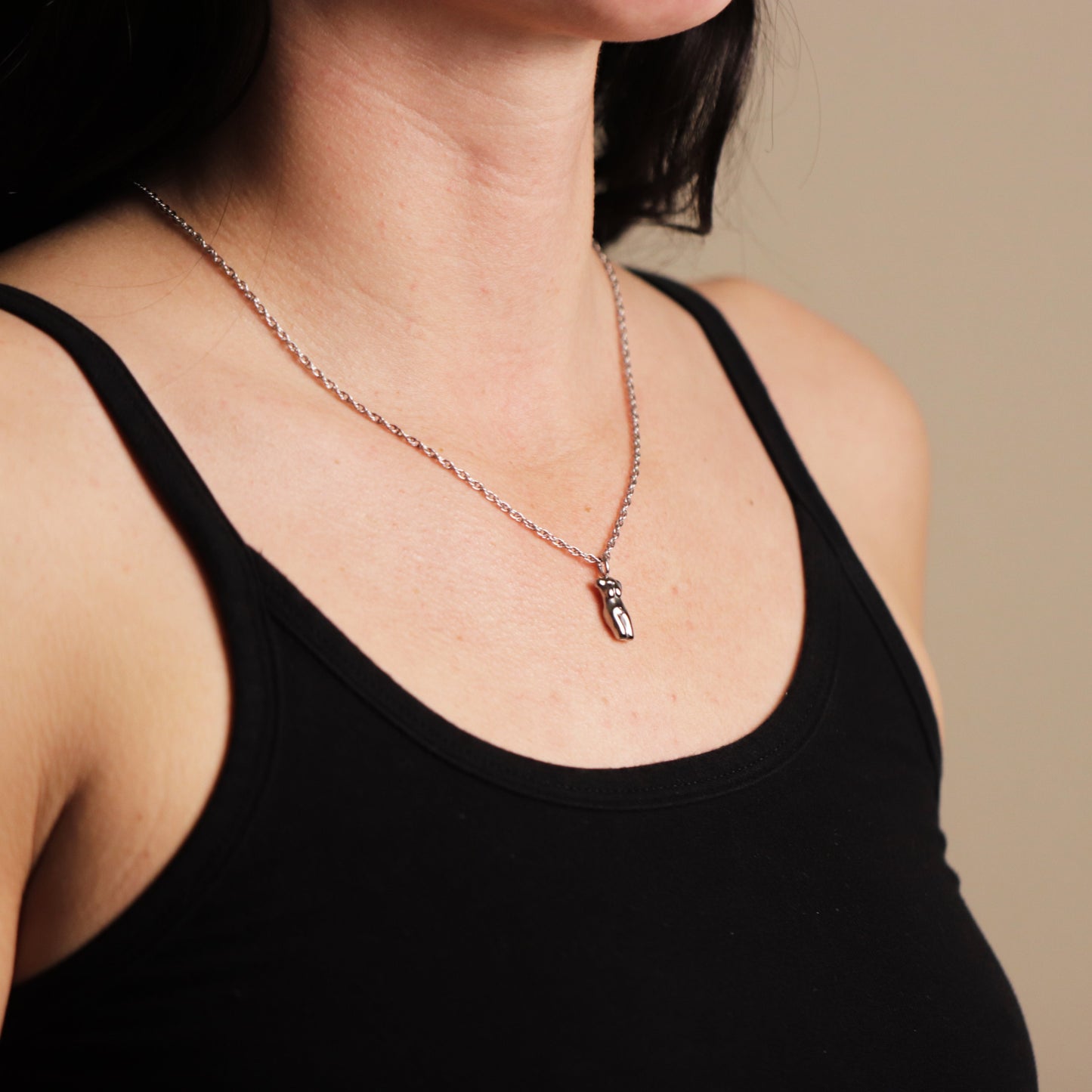 Body Form Divine Feminine Pendant Necklace By La Lovely - La Lovely Vintage 