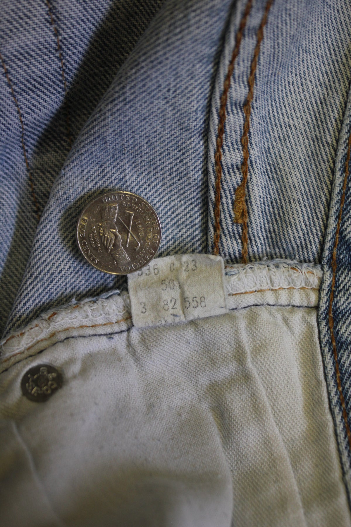 Vintage 1980's Levis 501 Selvedge Denim Jeans - La Lovely Vintage 
