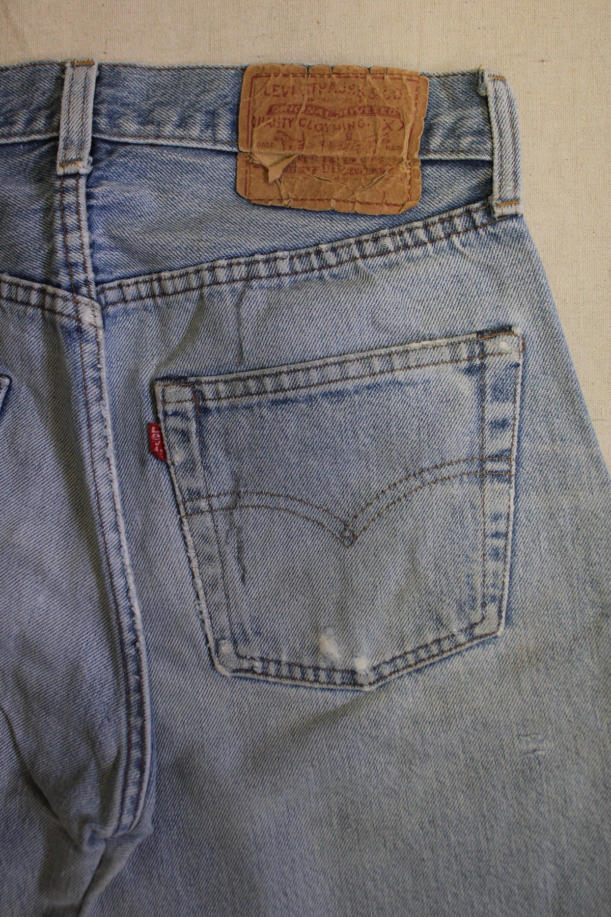 Vintage 1980's Levis 501 Selvedge Denim Jeans - La Lovely Vintage 