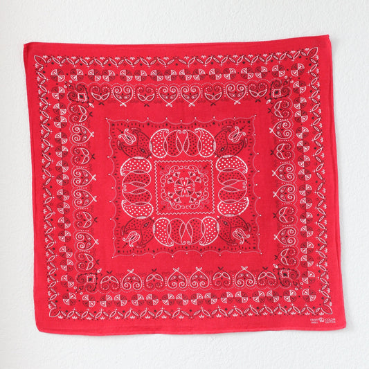 Vintage Single Selvedge Red w/ Leaf Border Trunk Up Elephant Brand - La Lovely Vintage 