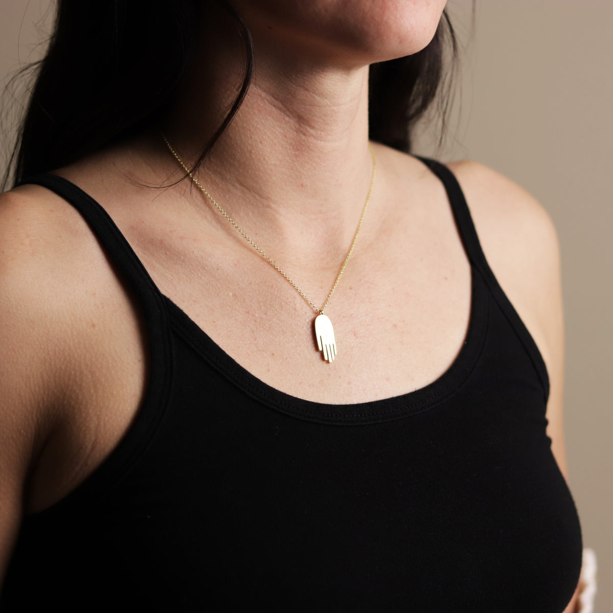 Hamsa Divine Hand Necklace - La Lovely Vintage 
