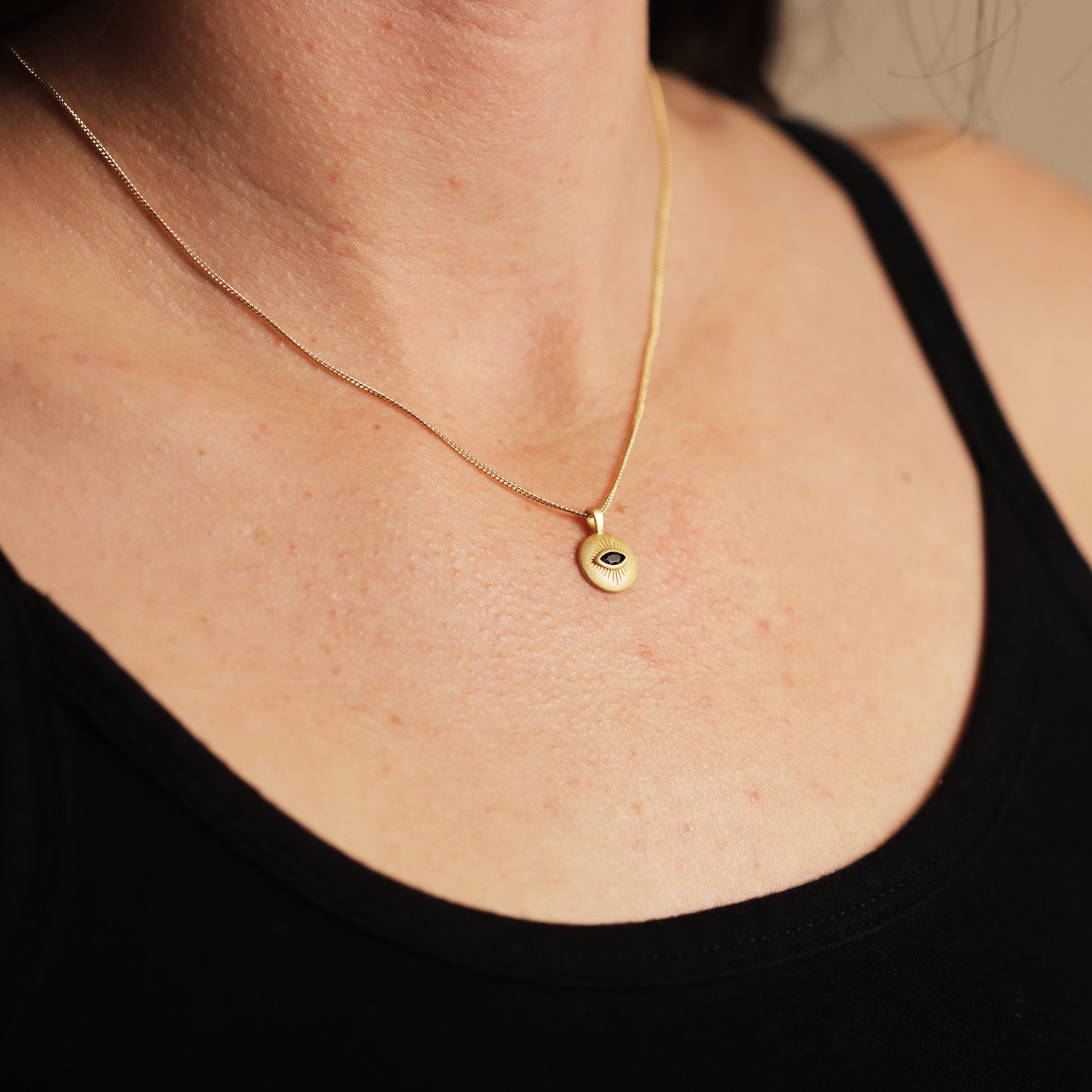 Round All Seeing Eye Necklace Pendant - La Lovely Vintage 