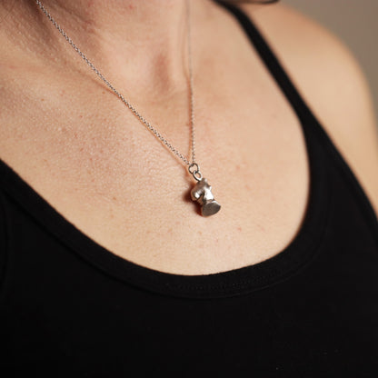 Abstract Body Form Pendant Necklace - La Lovely Vintage 