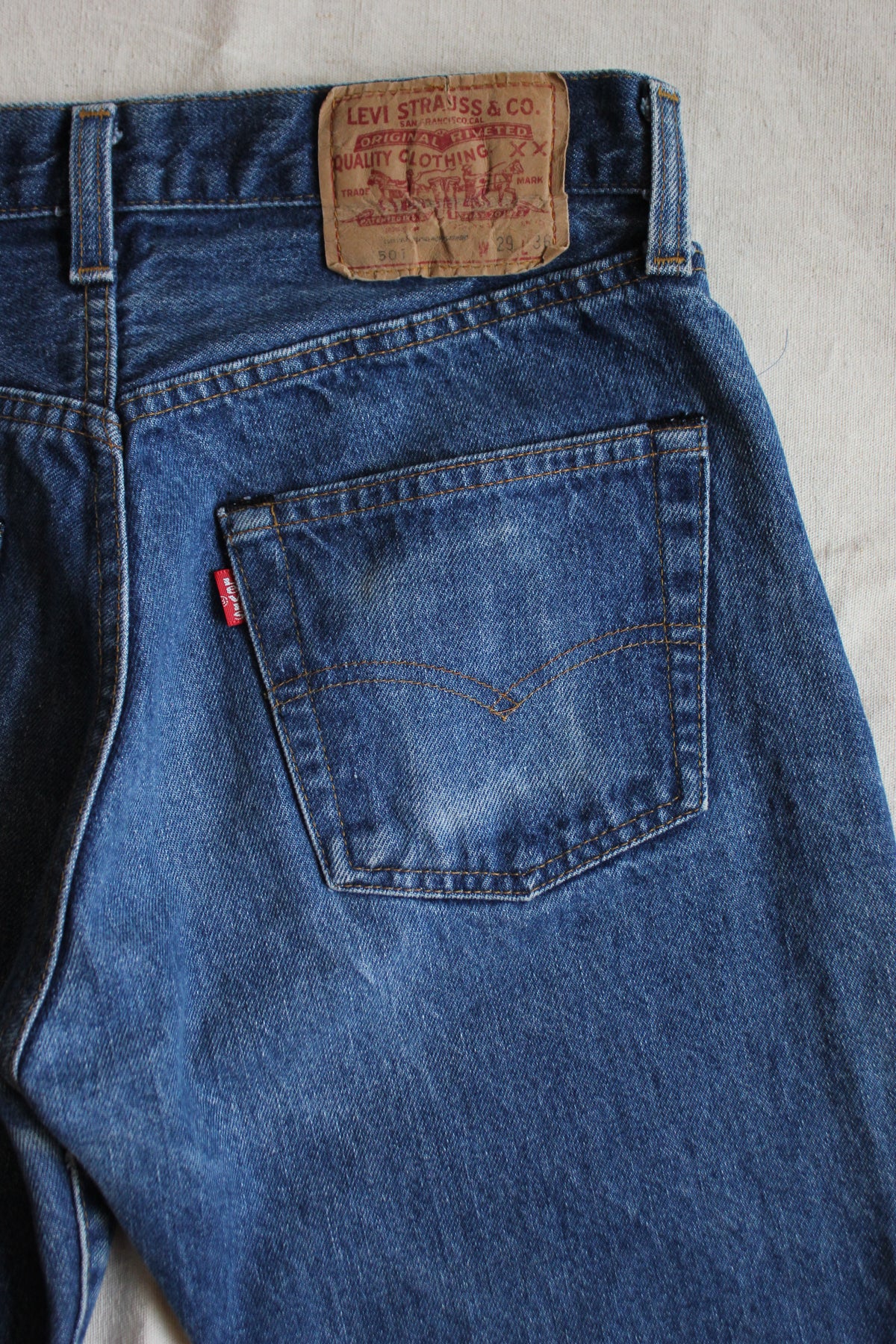 Vintage 1980's Levis 501 Selvedge Denim Jeans - La Lovely Vintage 