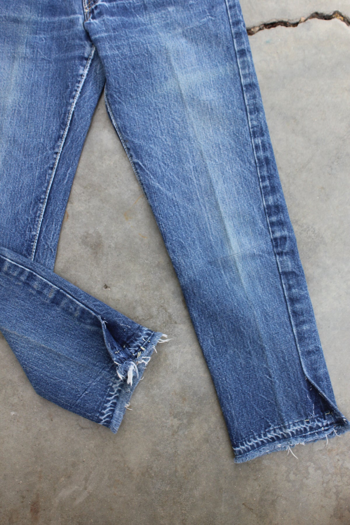 Vintage 1960s Levi's “Big E” 501 Denim Jeans - La Lovely Vintage 