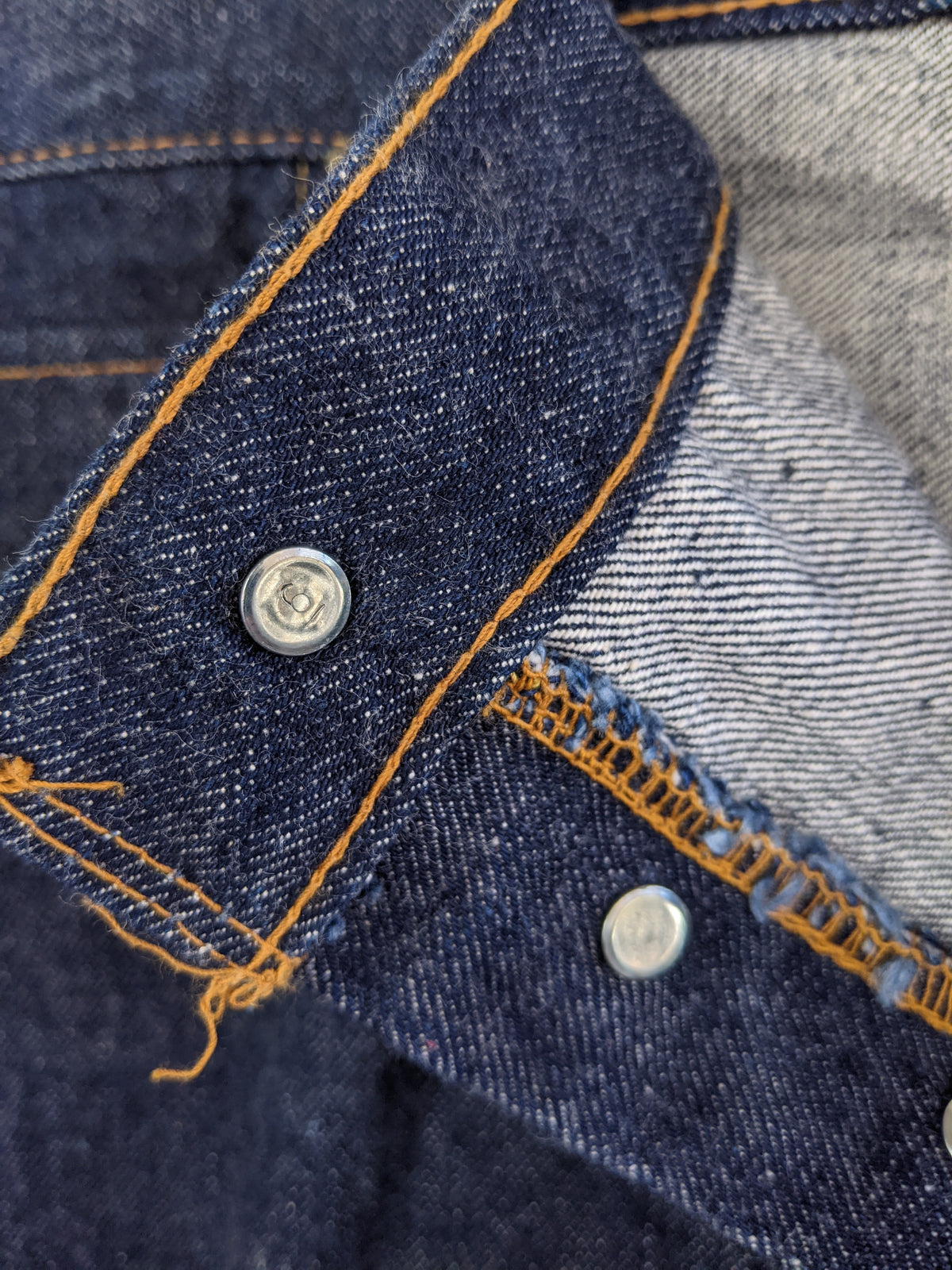 Vintage 1970's Levis 501 Dark Selvedge Denim Jeans - La Lovely Vintage 