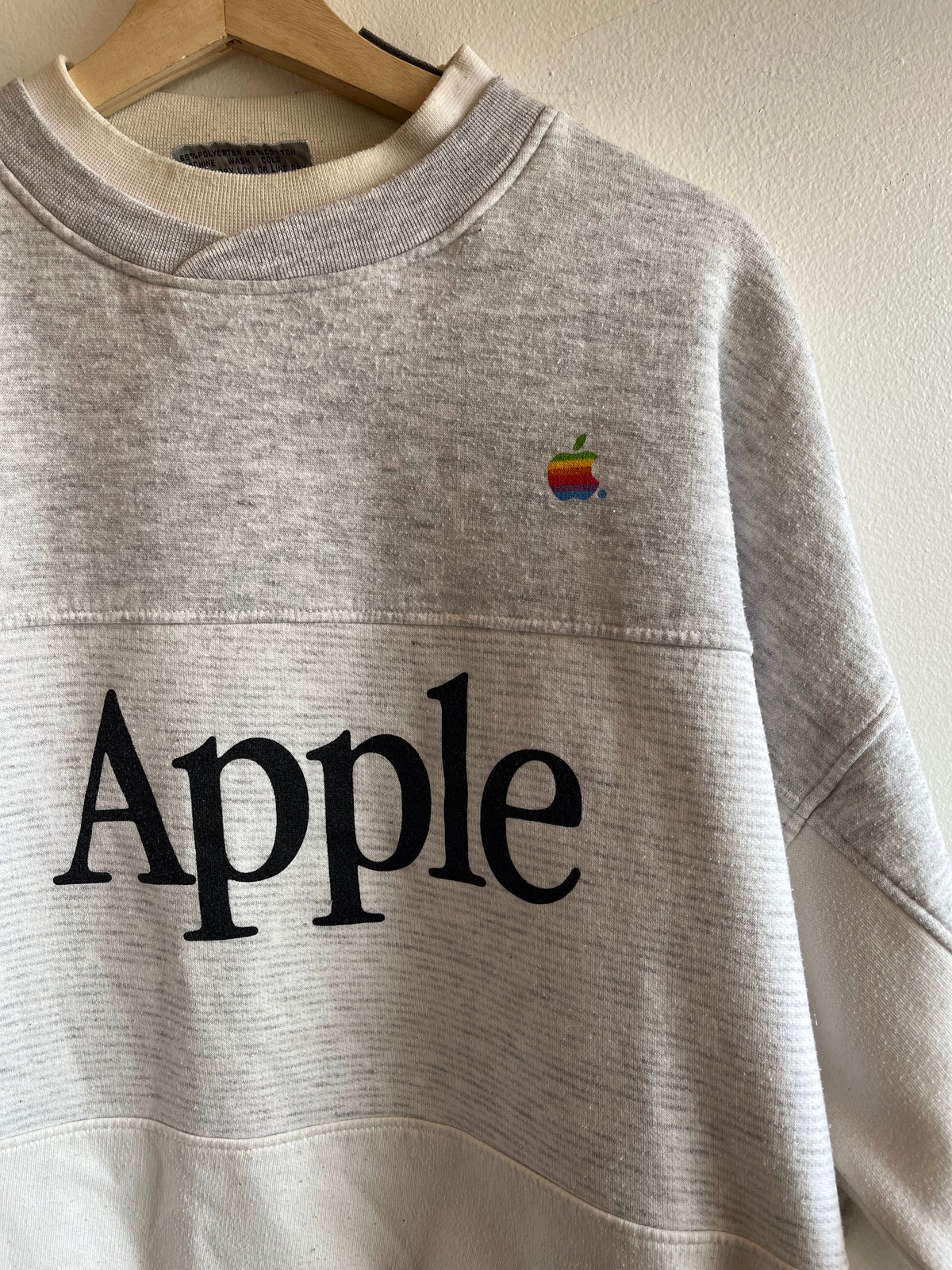 Vintage 1980/90’s Apple Macintosh Crewneck Sweatshirt - La Lovely Vintage 