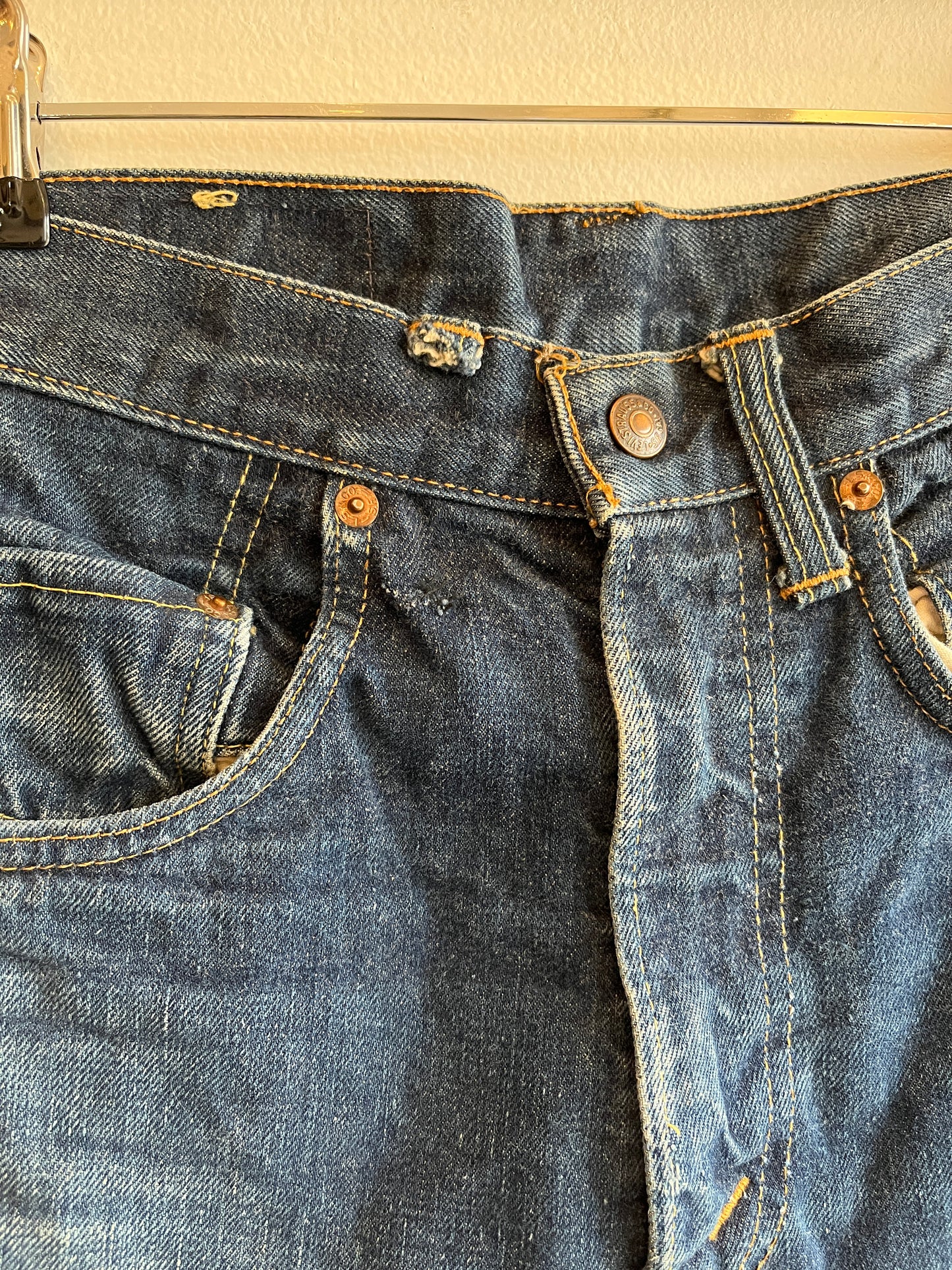 Vintage 1960’s Levi’s “Big E” 4170217 Denim Shorts - La Lovely Vintage 