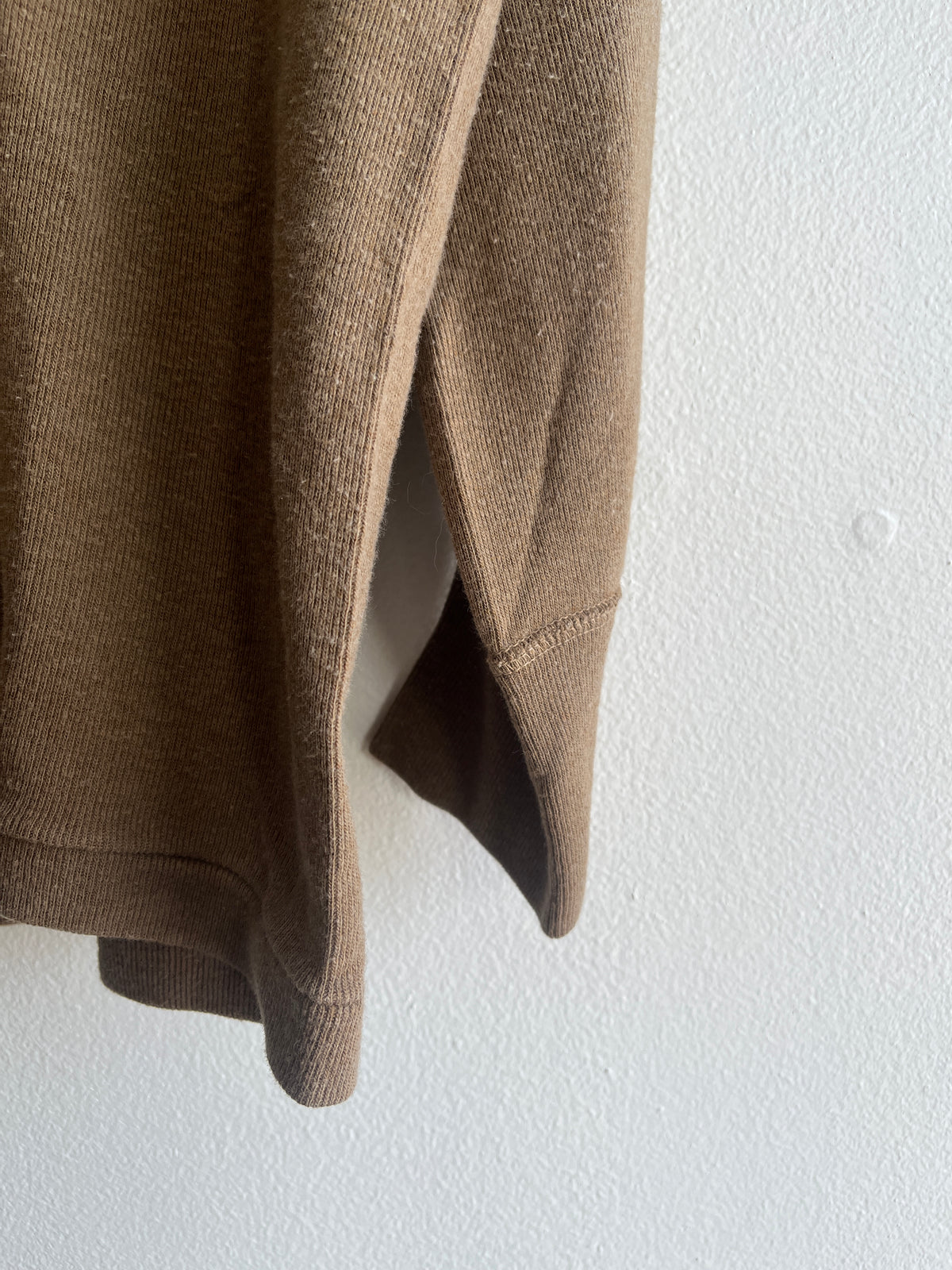 Vintage 1990’s Military Issue Olive Thermal Shirt - La Lovely Vintage 