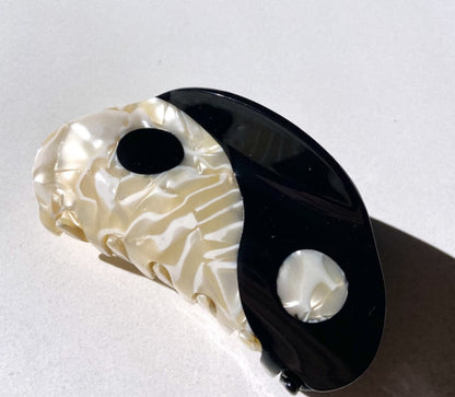 Yin Yang Hair Claw Clip - La Lovely Vintage 