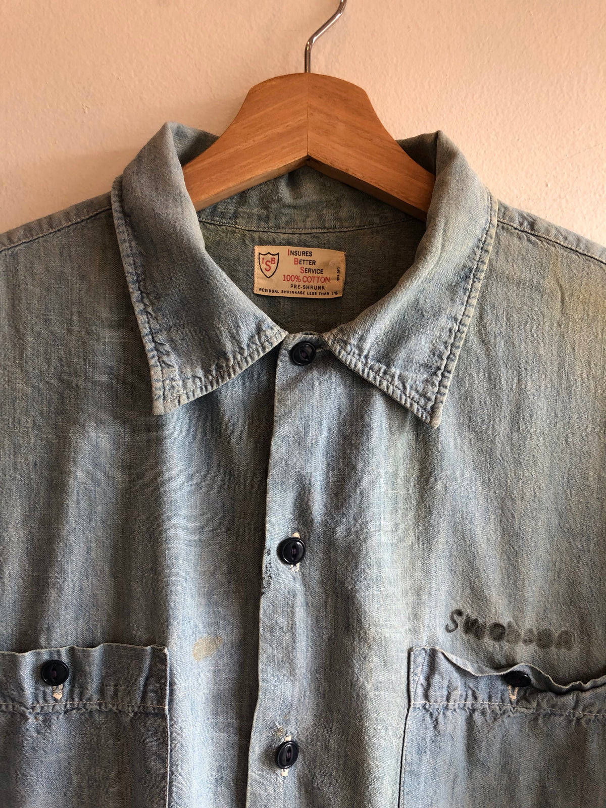 Vintage 1950’s Selvedge Chambray Button Up Shirt - La Lovely Vintage 