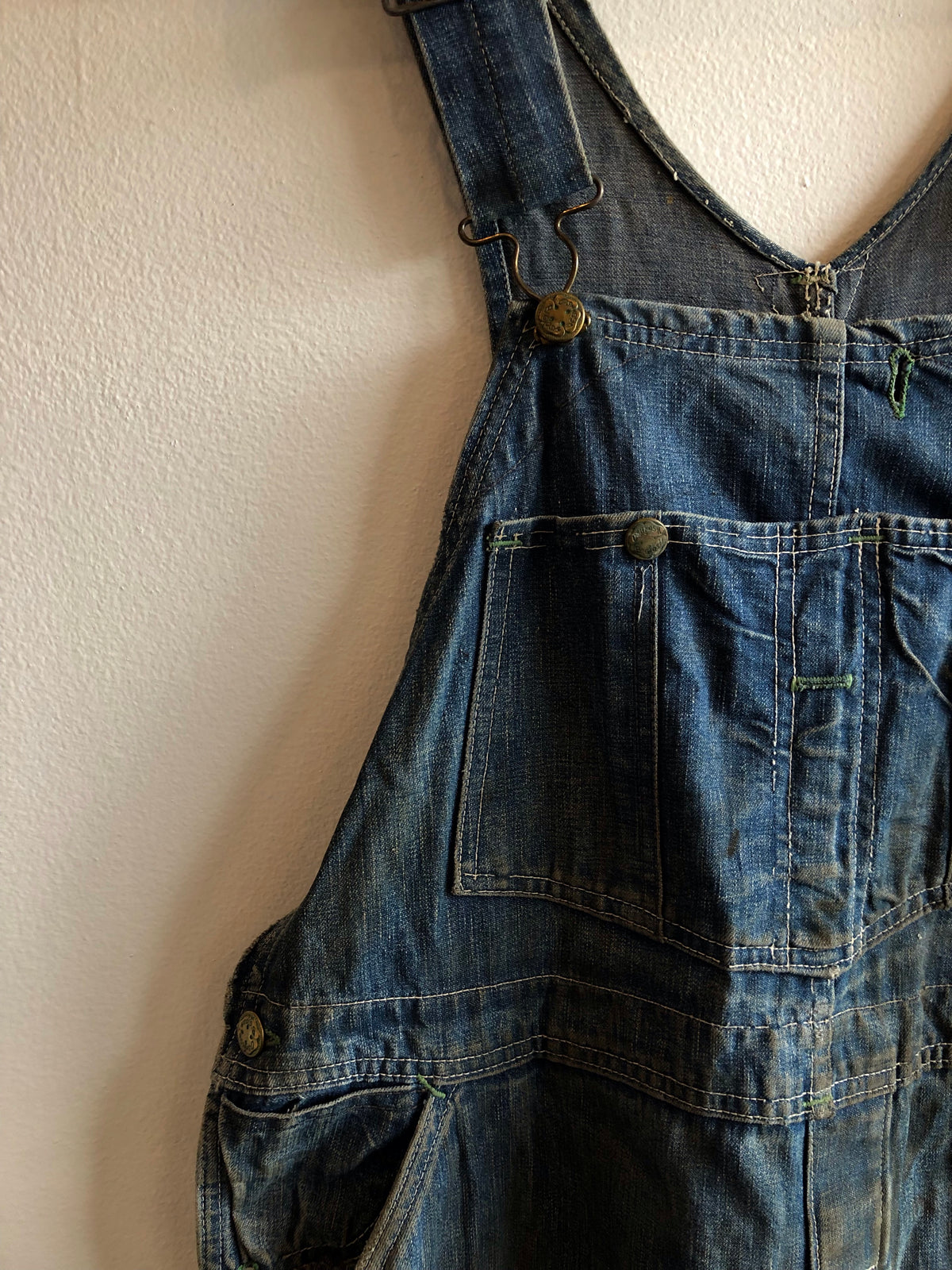 Vintage 1940/1950’s Osh Kosh “Vestbak” Selvedge Overalls - La Lovely Vintage 