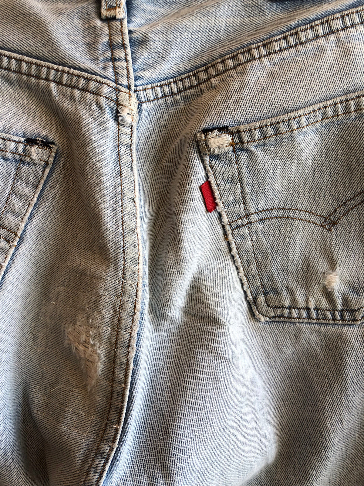 Vintage 1980’s Levi’s 501 Selvedge Denim Jeans - La Lovely Vintage 