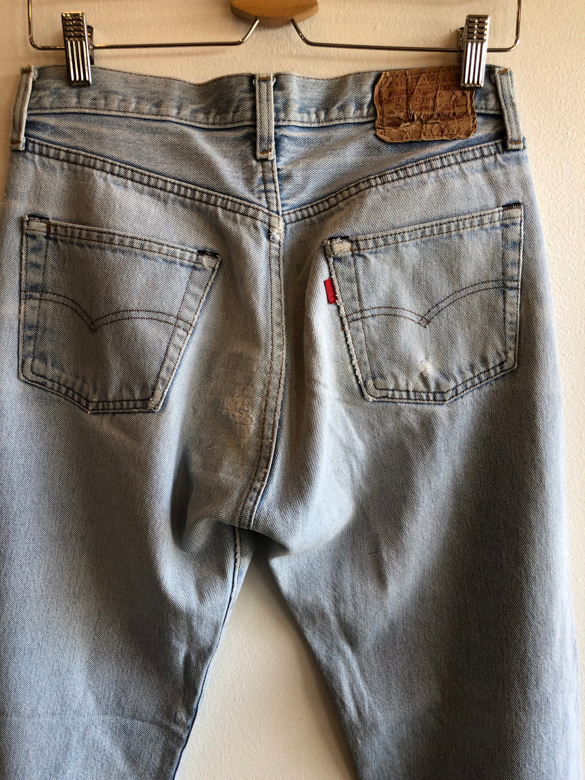 Vintage 1980’s Levi’s 501 Selvedge Denim Jeans - La Lovely Vintage 