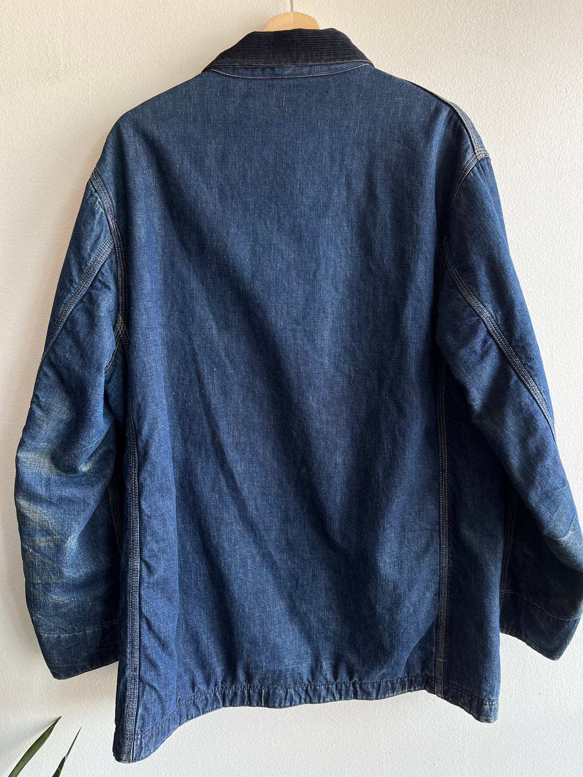 Vintage 1940’s Dark Wash Blanket Lined Denim Chore Coat - La Lovely Vintage 