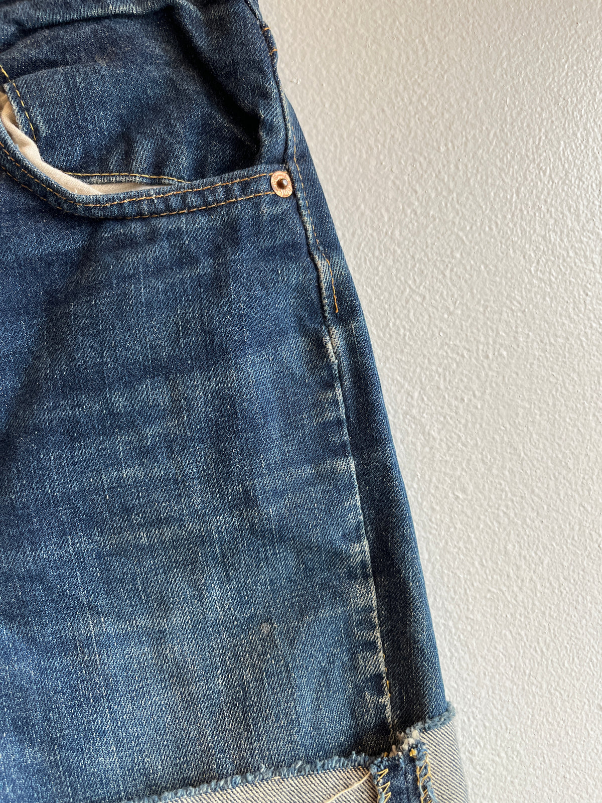 Vintage 1960’s Levi’s “Big E” 4170217 Denim Shorts - La Lovely Vintage 