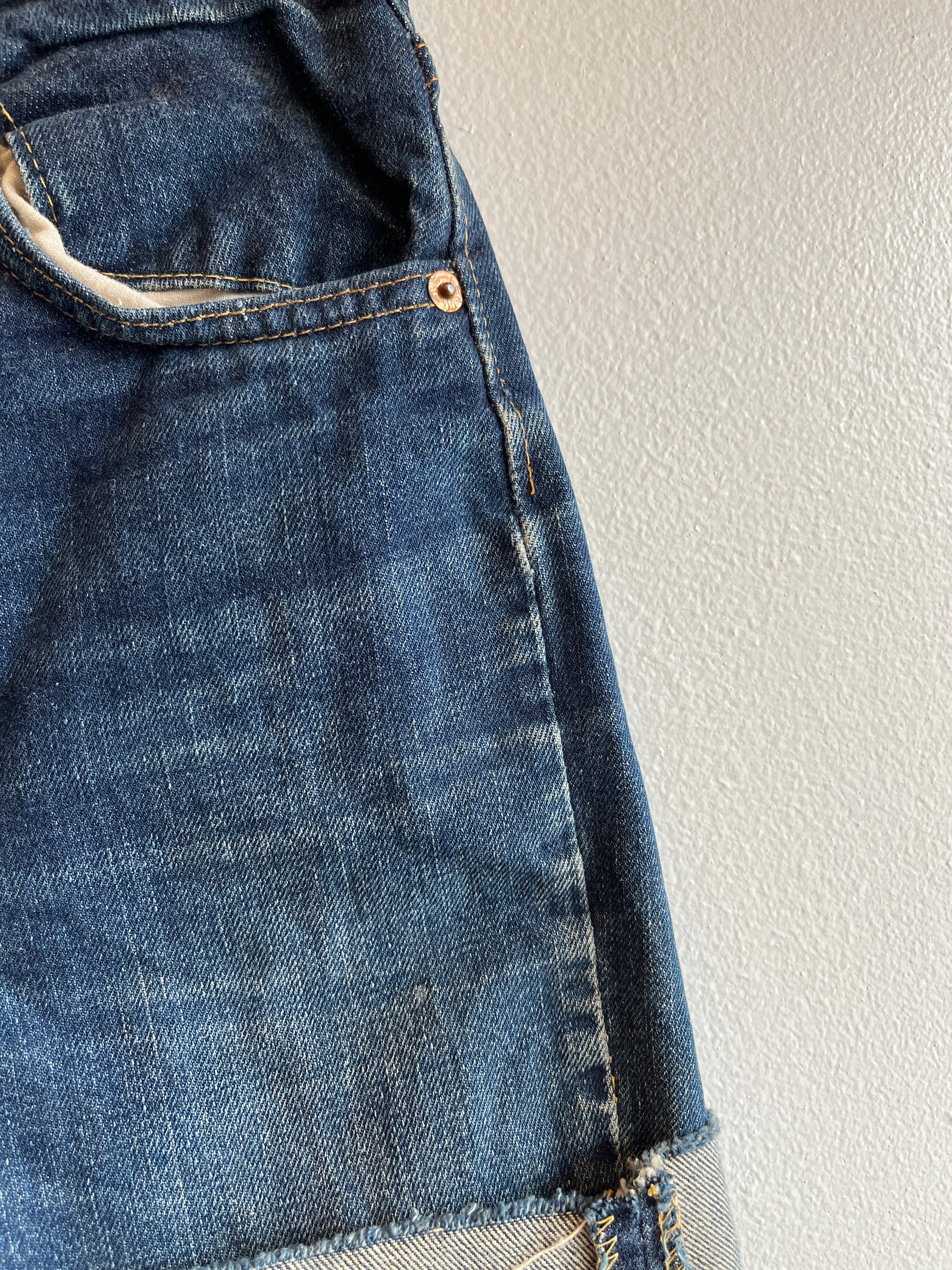 Vintage 1960’s Levi’s “Big E” 4170217 Denim Shorts - La Lovely Vintage 