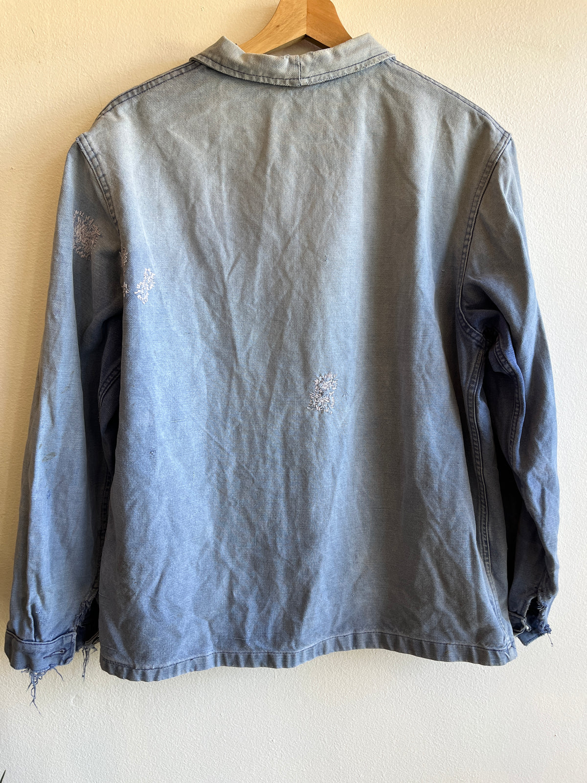 Vintage 1960’s Sun-Faded French Chore Coat - La Lovely Vintage 