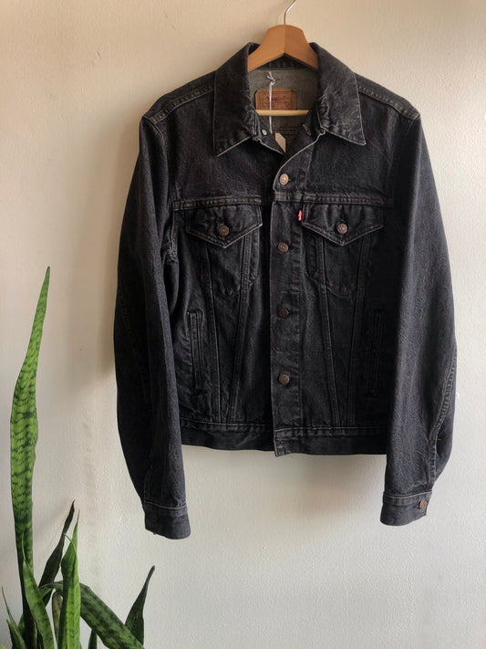 Vintage Levi’s Type 4 Black denim trucker jacket - La Lovely Vintage 