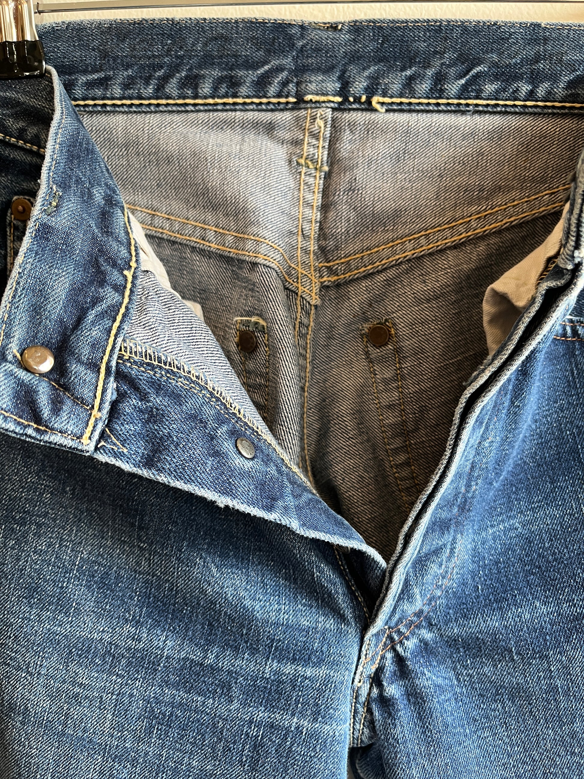 Vintage 1947 Levi’s 503B Selvedge Denim Jeans - La Lovely Vintage 