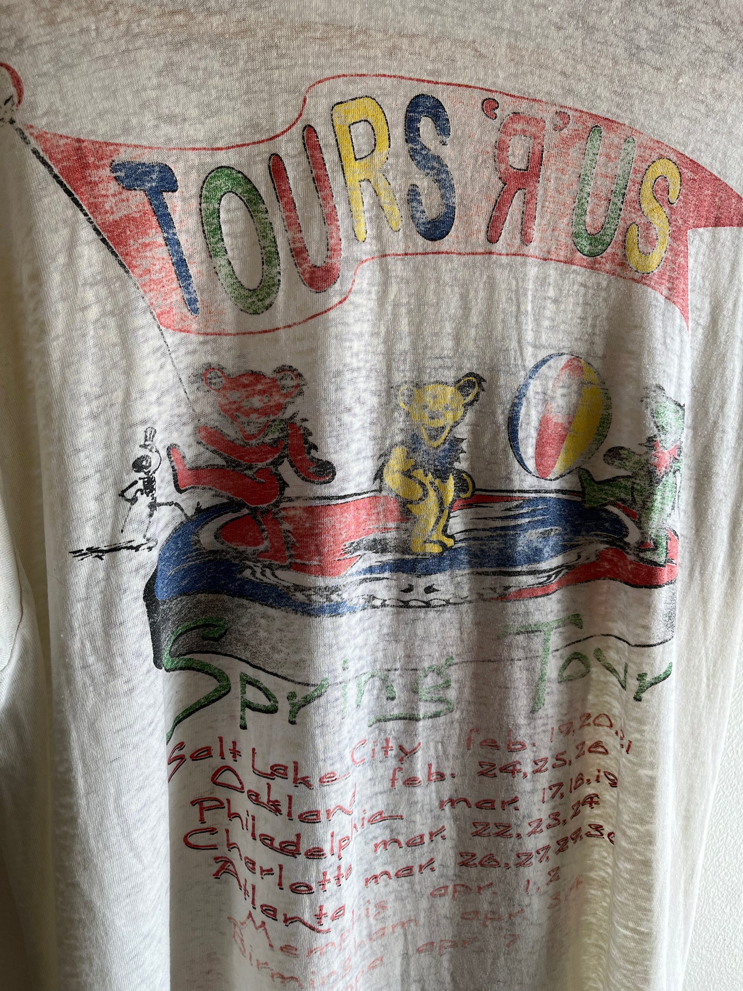 Authentic Vintage 1995 Grateful Dead “Tours ‘R’ Us” Shirt - La Lovely Vintage 