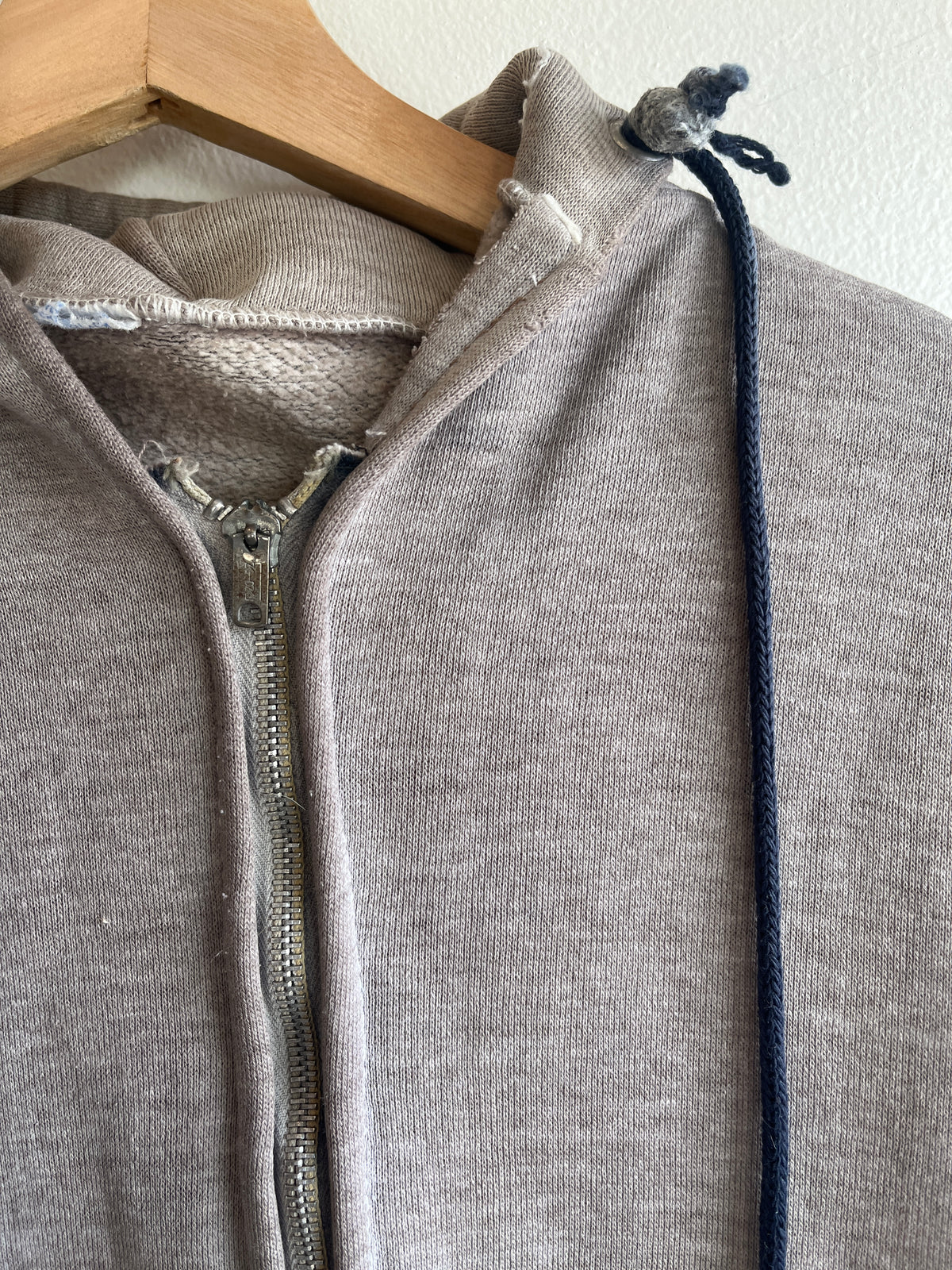 Vintage 1960/70’s Hooded Zip-Up Sweatshirt