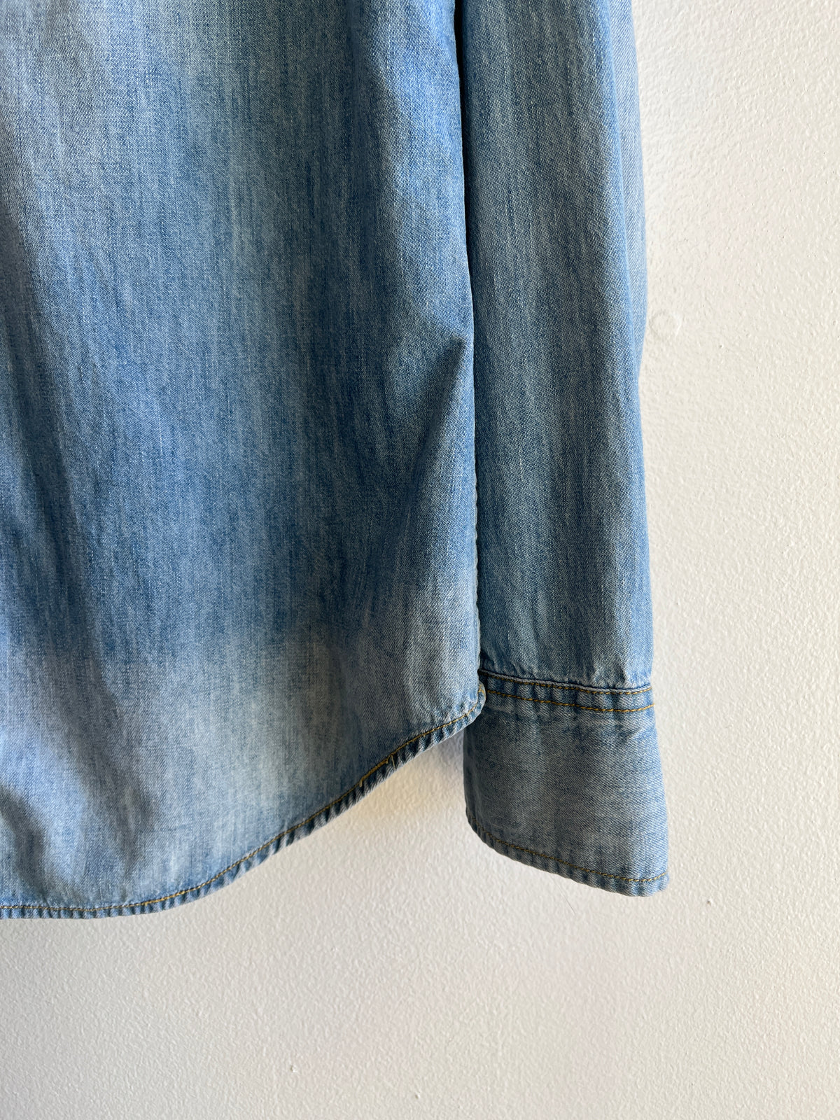 Vintage 1970’s Denim Western Pearl Snap Shirt - La Lovely Vintage 