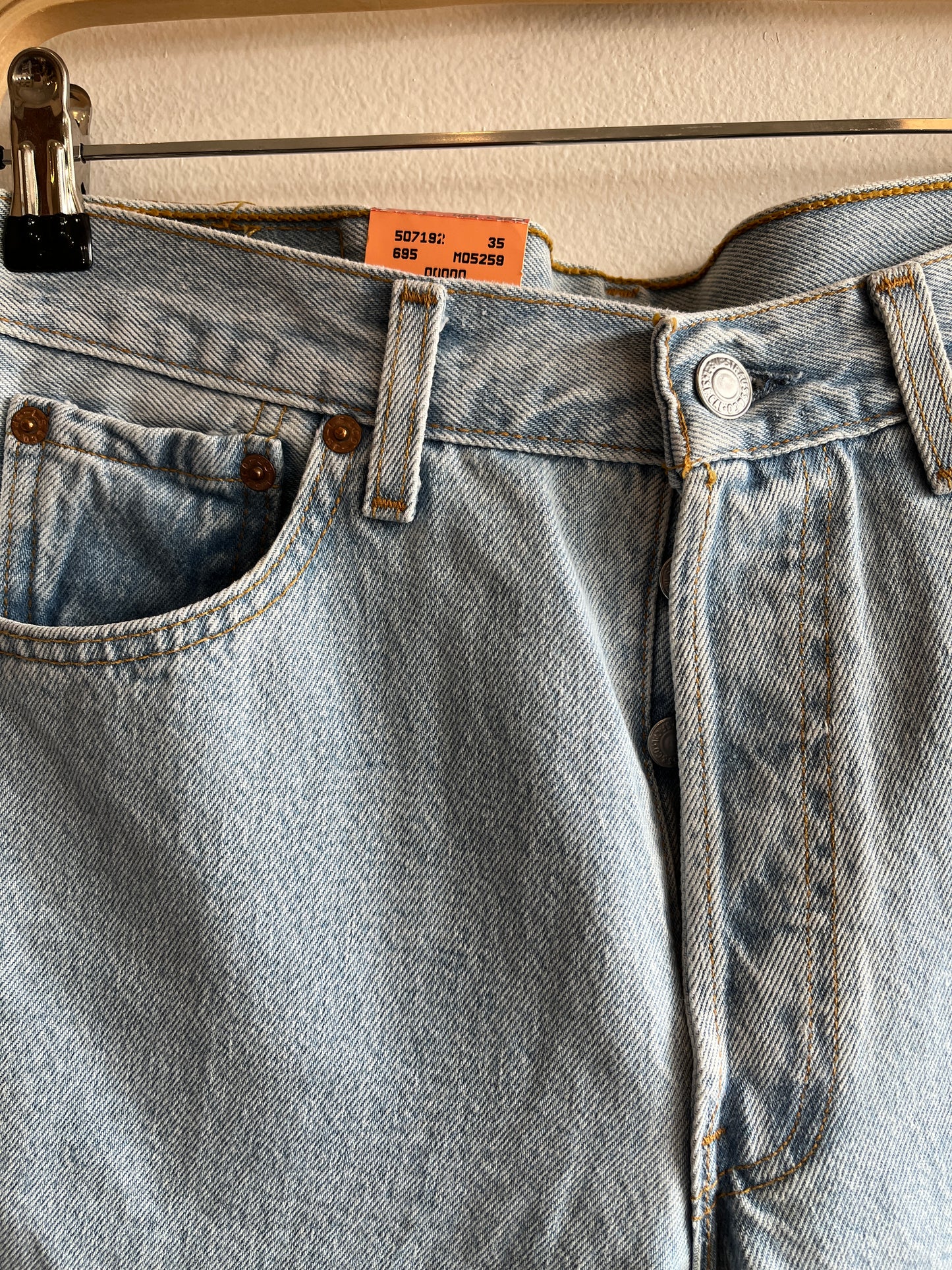 Vintage 1990’s Deadstock Levi’s 501 Denim Jeans