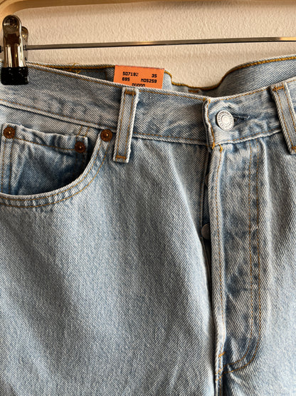 Vintage 1990’s Deadstock Levi’s 501 Denim Jeans